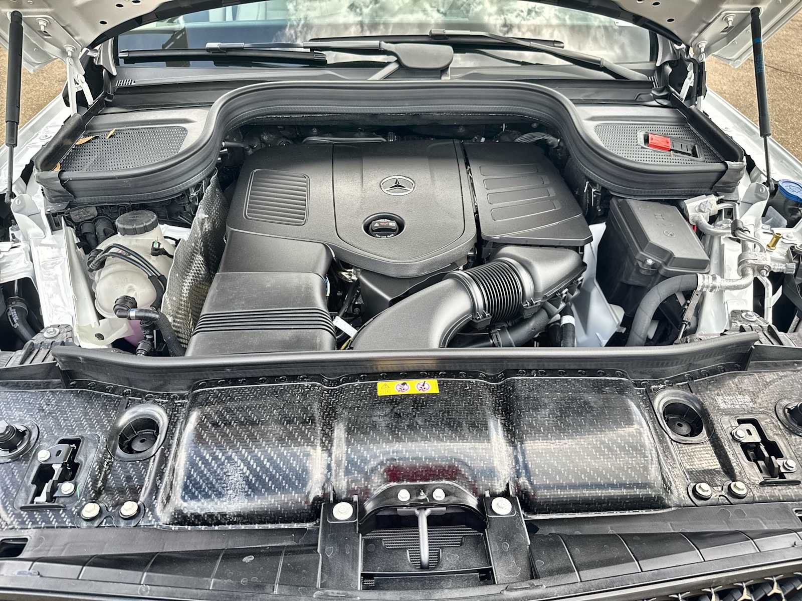 Thumbnail: 2026 Mercedes-Benz GLE - 13