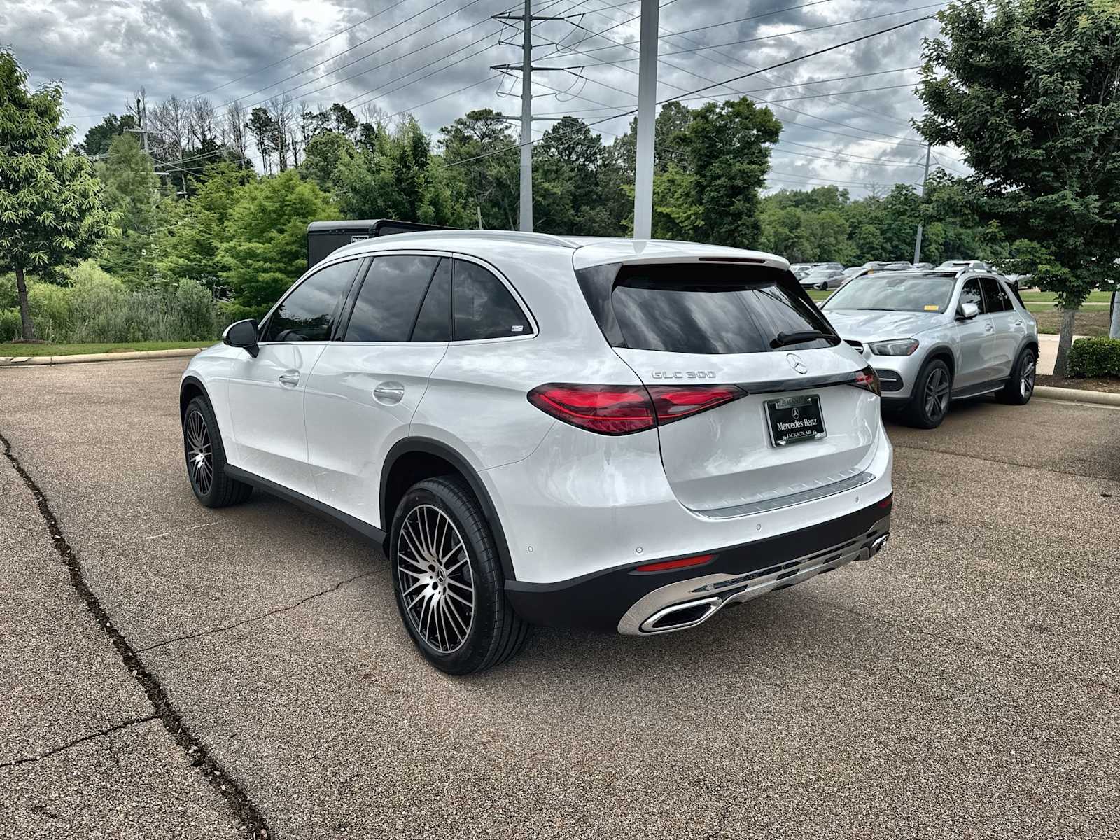 Thumbnail: 2026 Mercedes-Benz GLC - 6