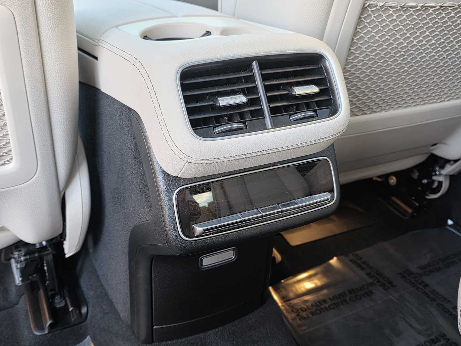 Thumbnail: 2025 Mercedes-Benz GLS - 14