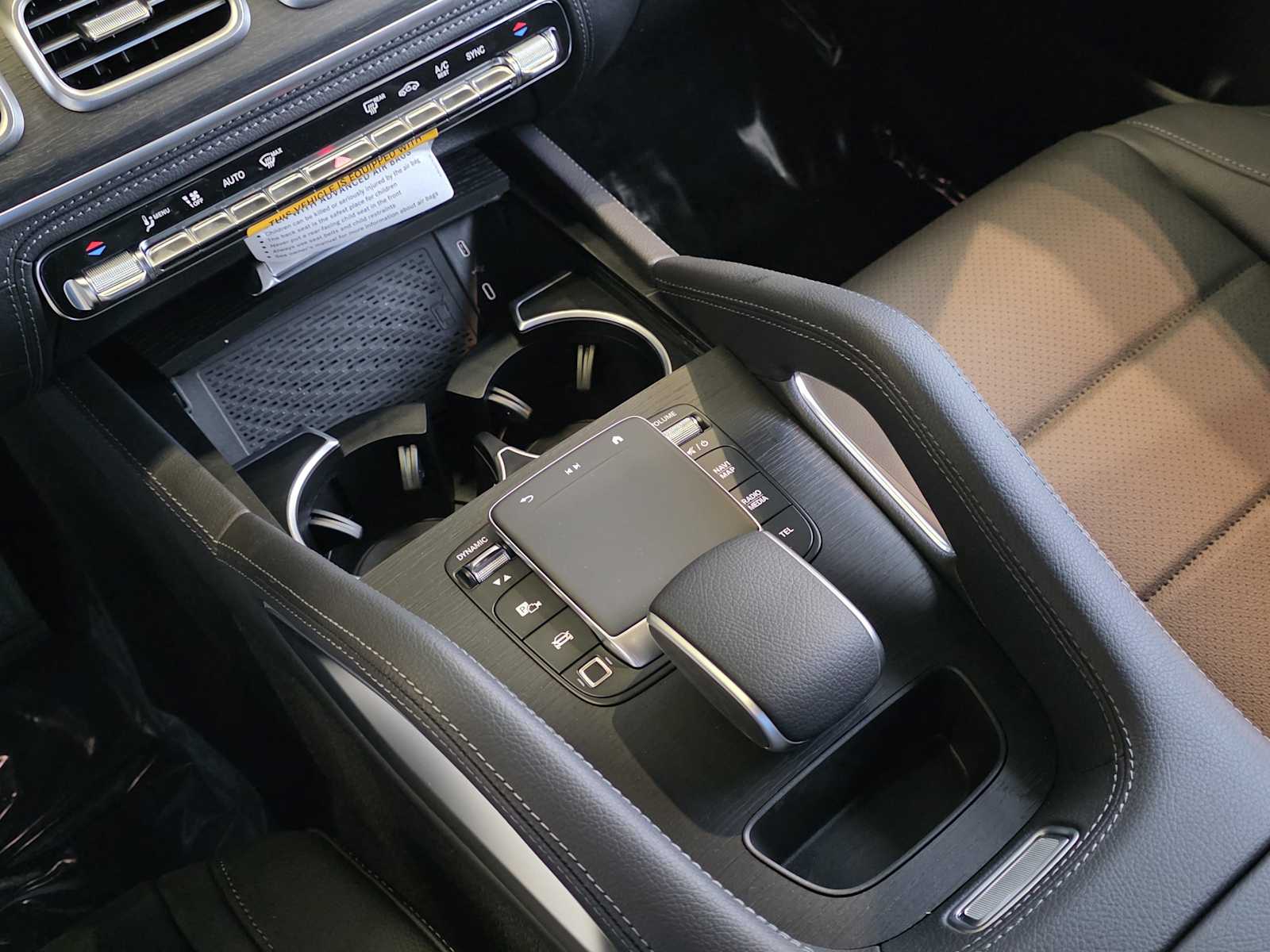 Thumbnail: 2026 Mercedes-Benz GLE - 20