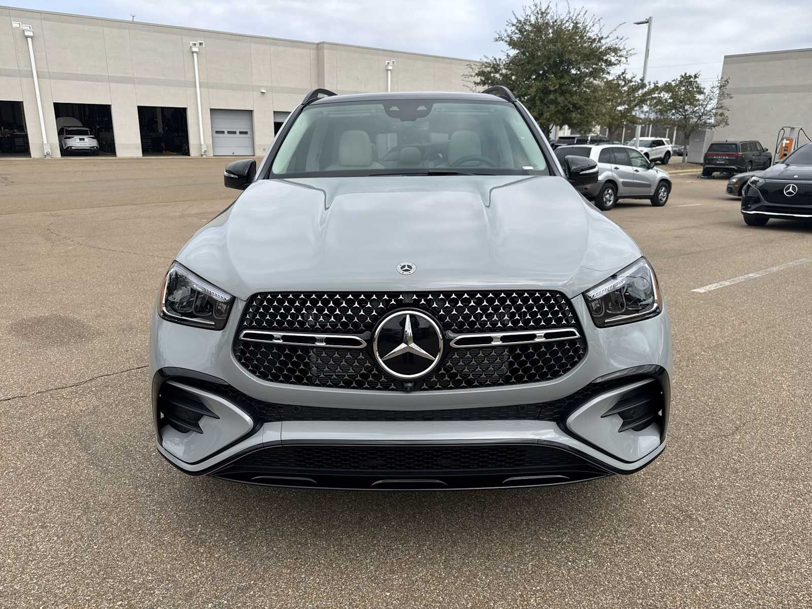 Thumbnail: 2026 Mercedes-Benz GLE - 9