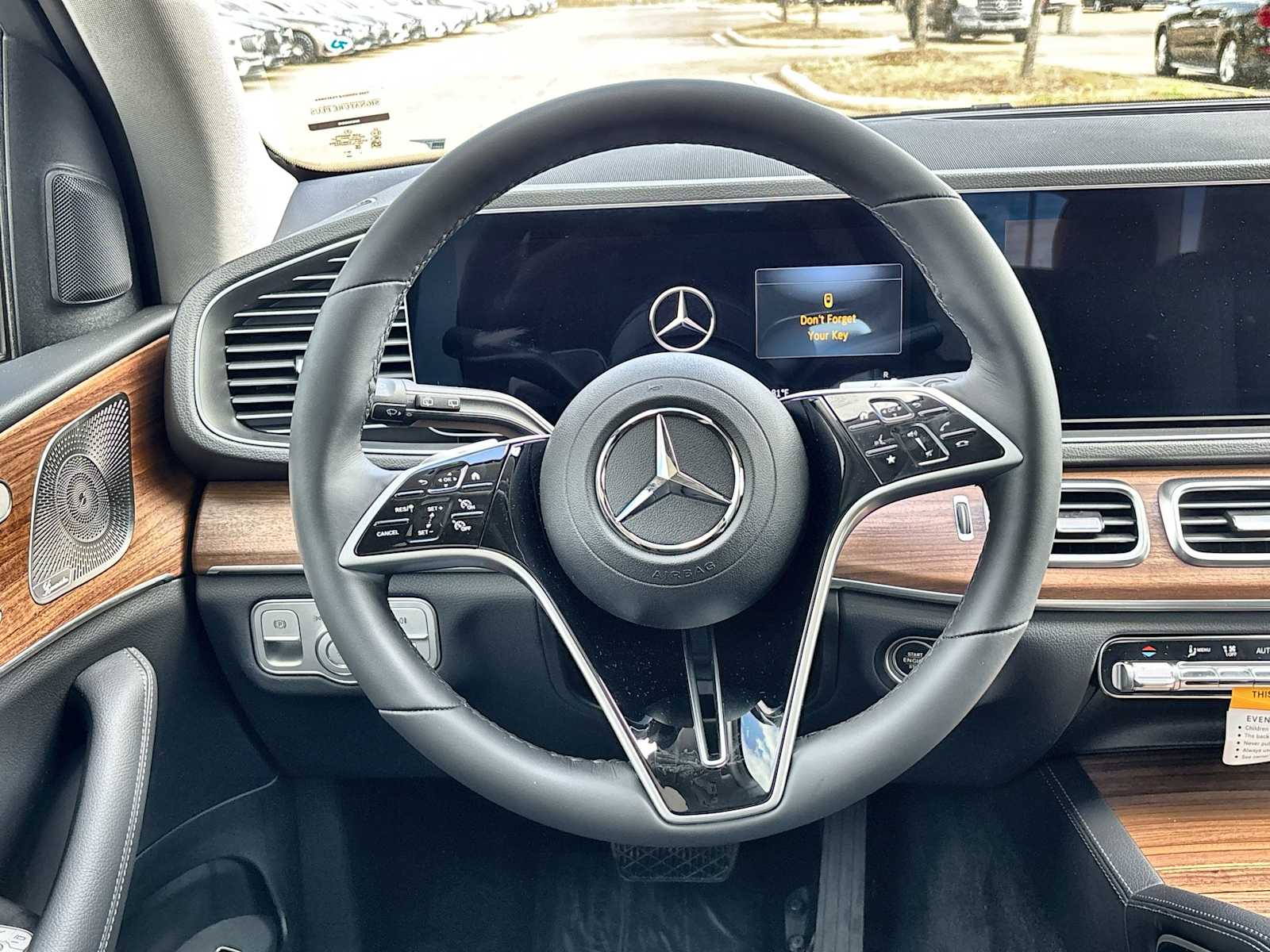 Thumbnail: 2026 Mercedes-Benz GLE - 21