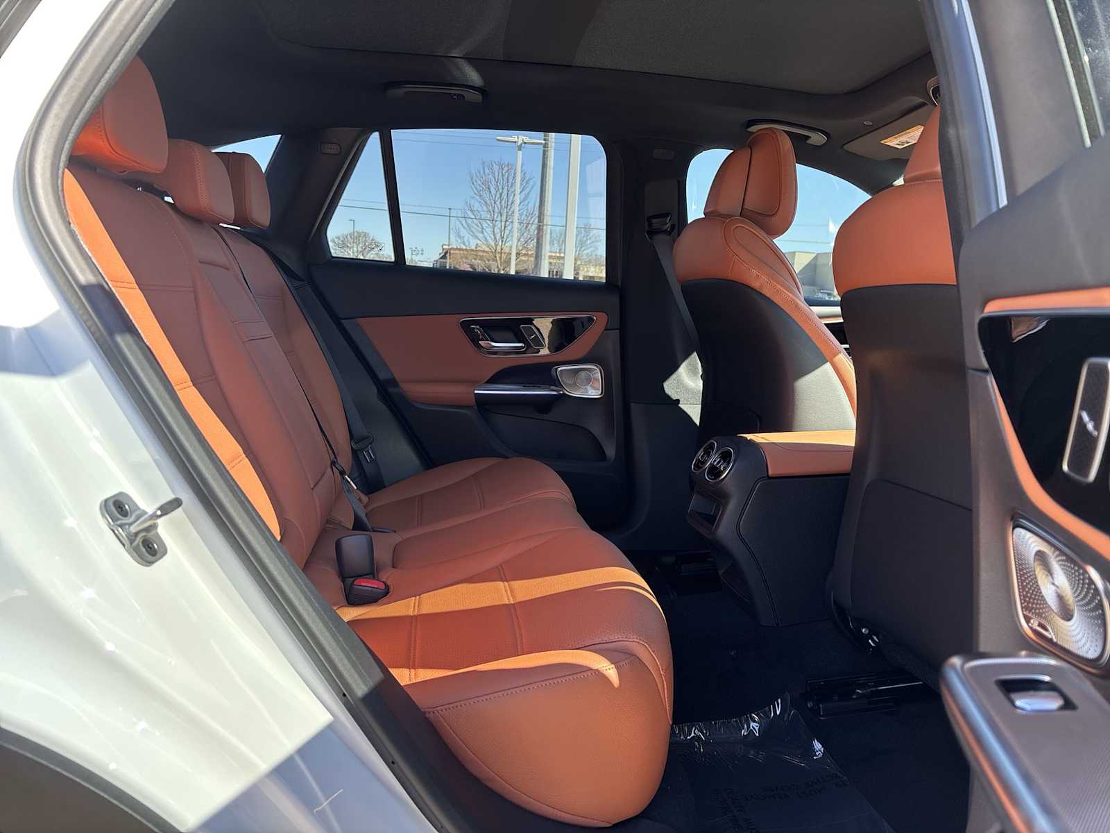 Thumbnail: 2026 Mercedes-Benz GLC - 19