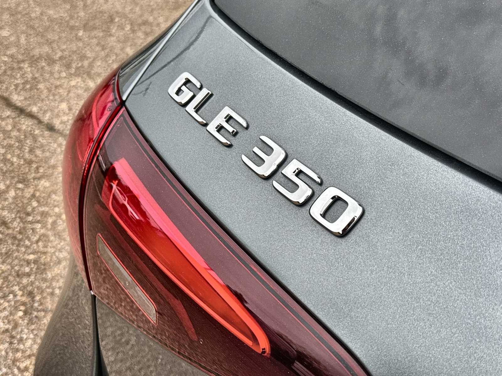 Thumbnail: 2026 Mercedes-Benz GLE - 15