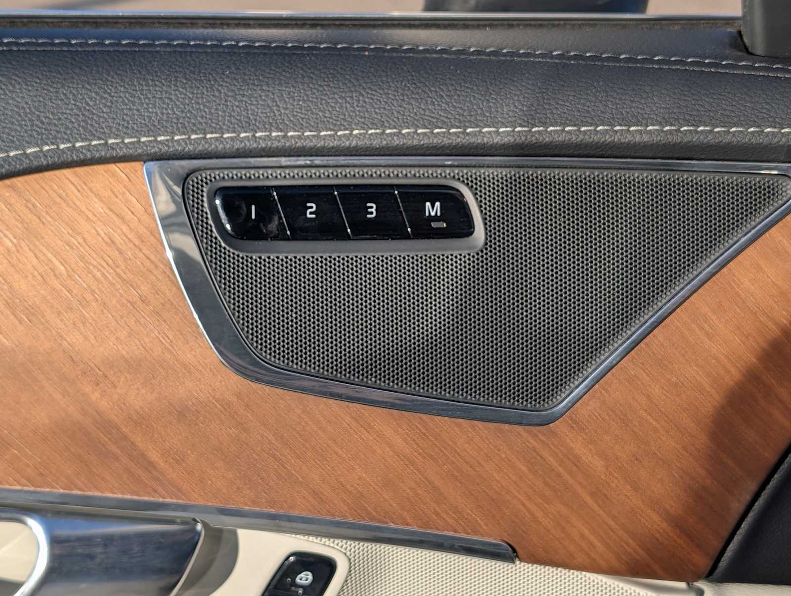 Thumbnail: 2018 Volvo XC90 - 26