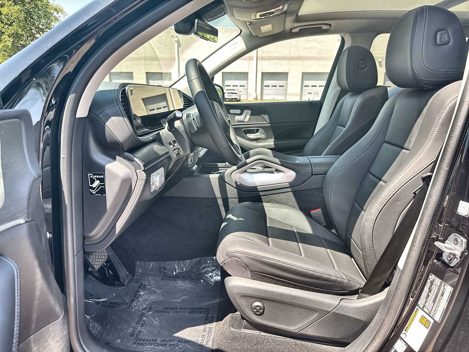 Thumbnail: 2026 Mercedes-Benz GLE - 2