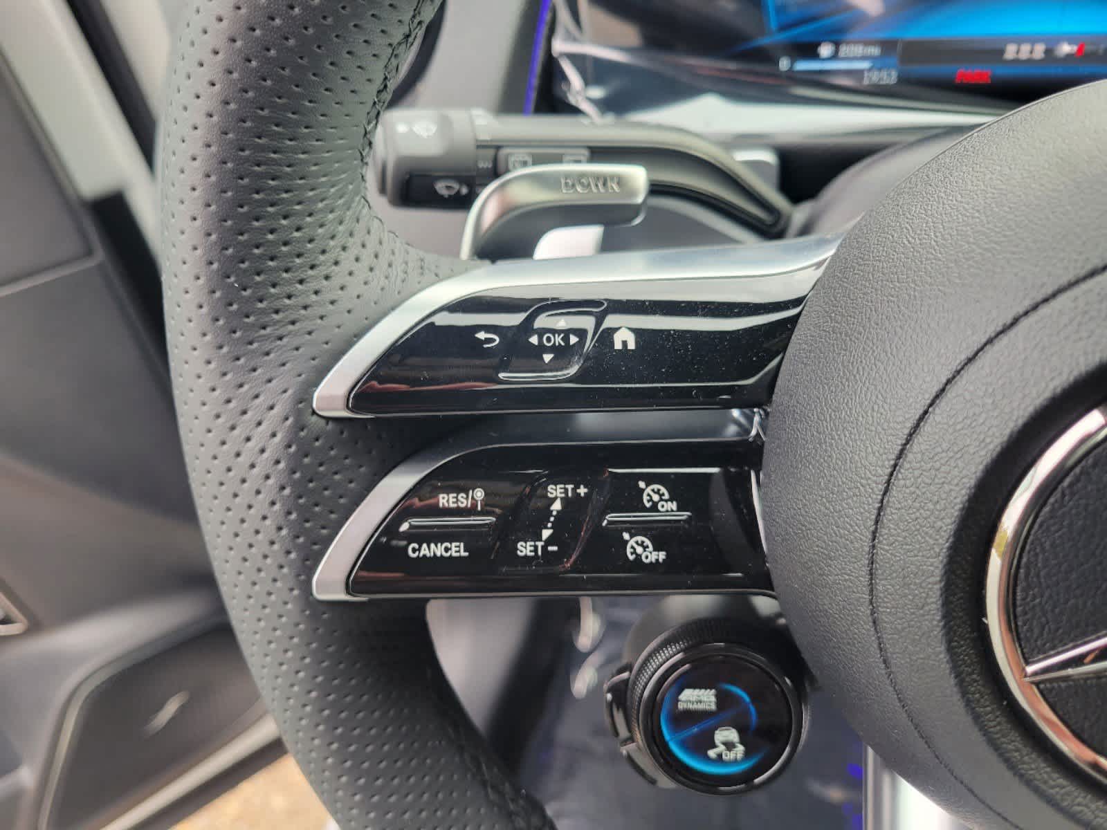 Thumbnail: 2025 Mercedes-Benz GLB - 18