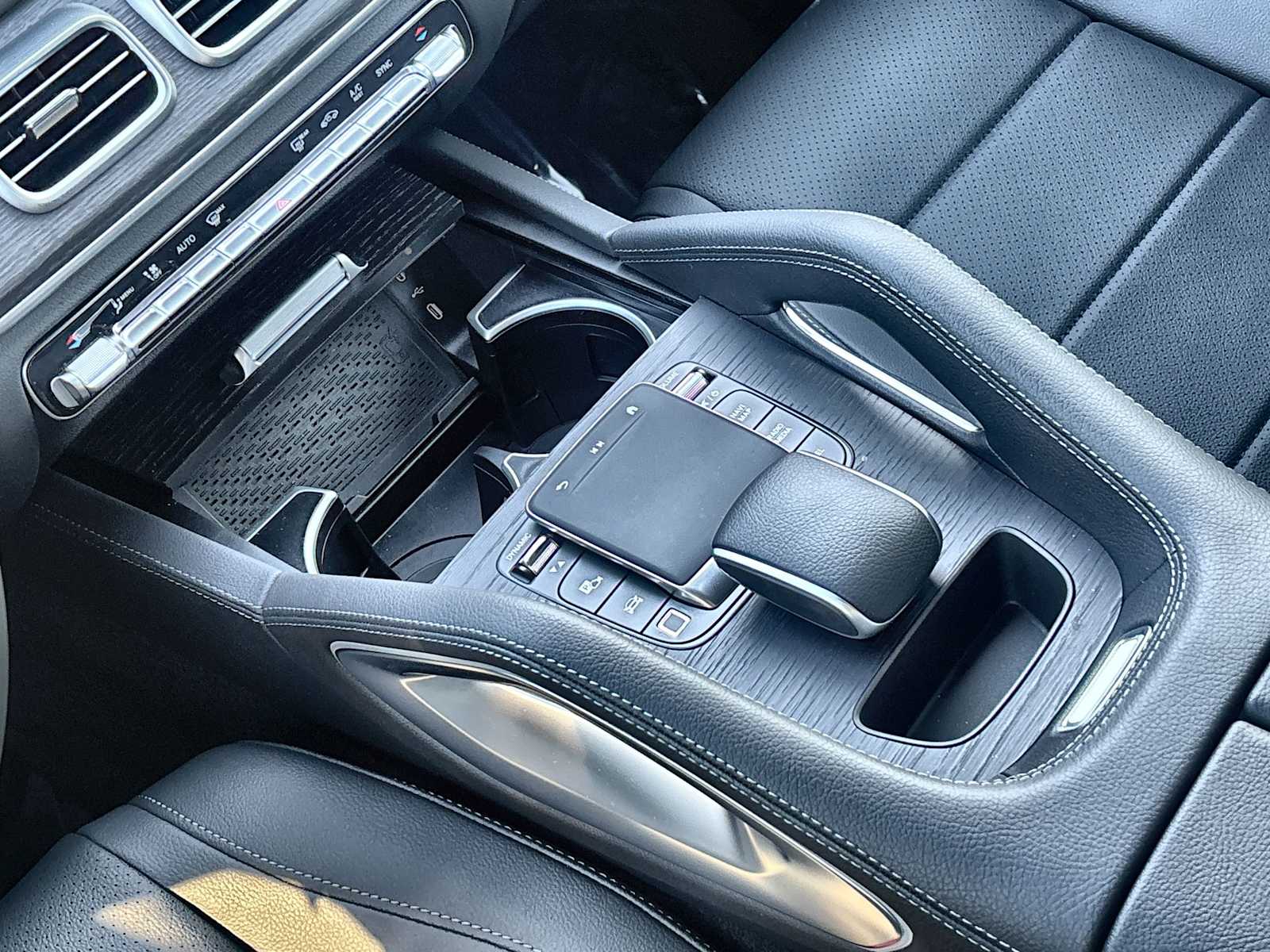 Thumbnail: 2026 Mercedes-Benz GLE - 20