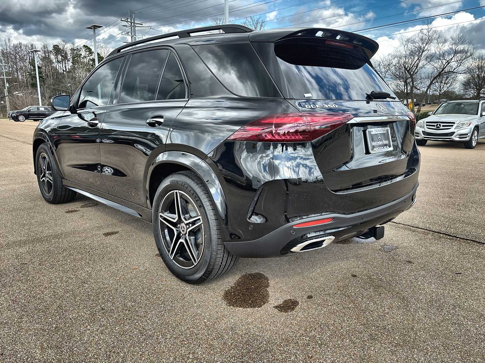 Thumbnail: 2026 Mercedes-Benz GLE - 6