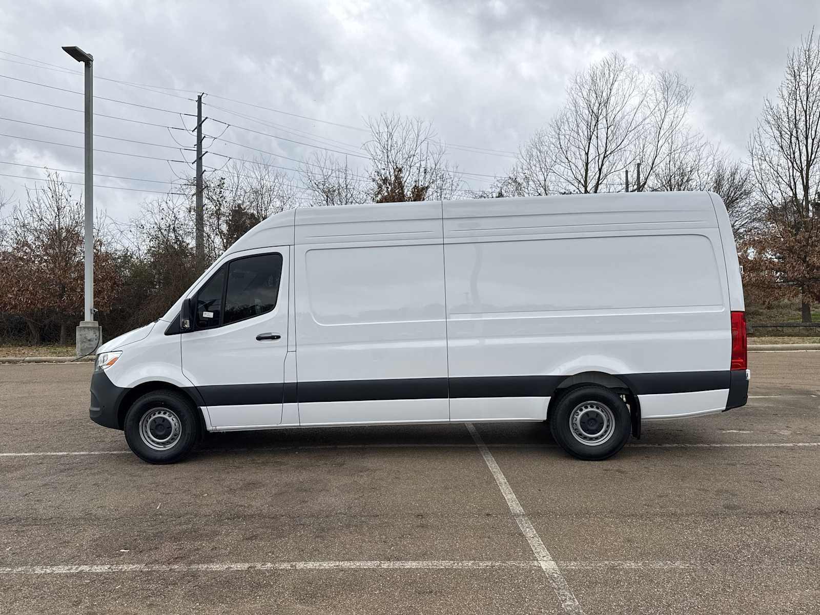 Thumbnail: 2026 Mercedes-Benz Sprinter - 3