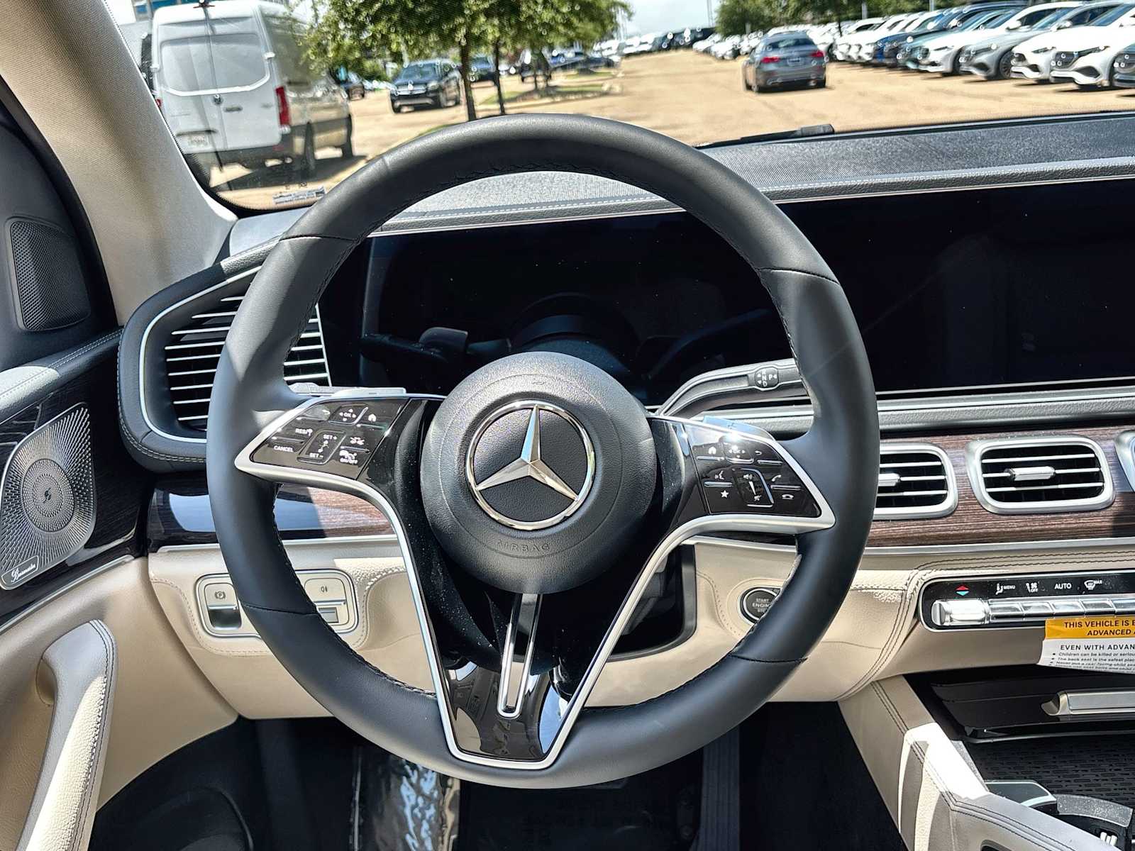 Thumbnail: 2026 Mercedes-Benz GLE - 21