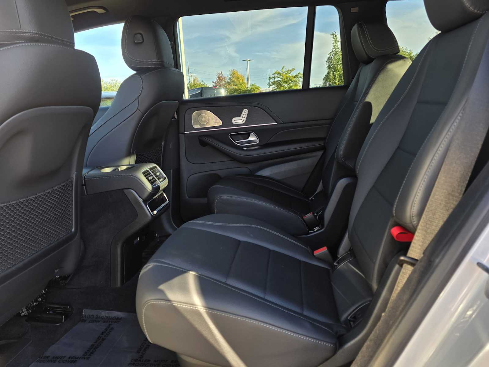 Thumbnail: 2025 Mercedes-Benz GLS - 16