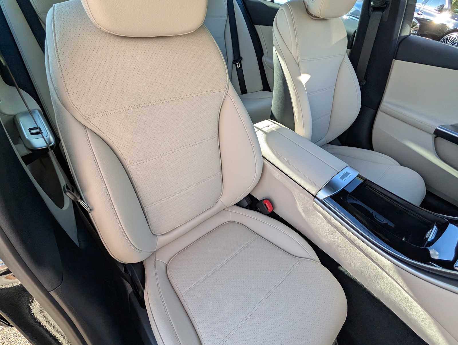 Thumbnail: 2026 Mercedes-Benz C-Class - 20