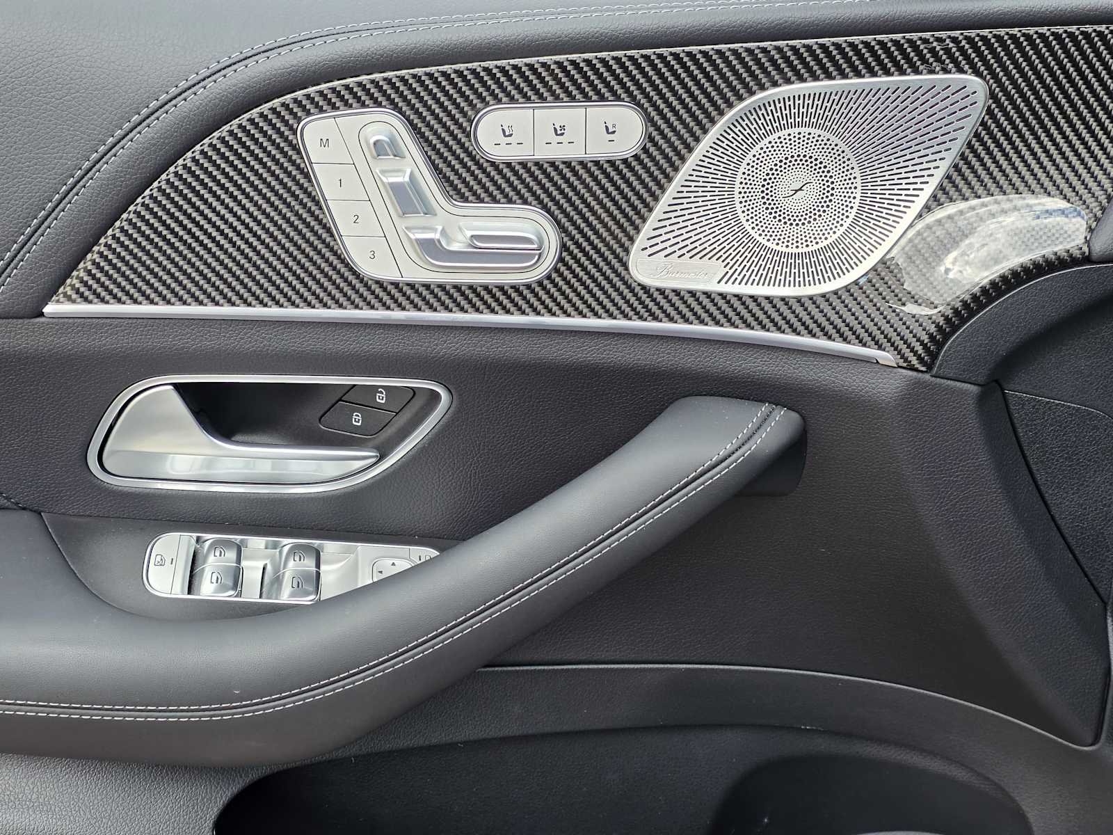 Thumbnail: 2025 Mercedes-Benz GLE - 17