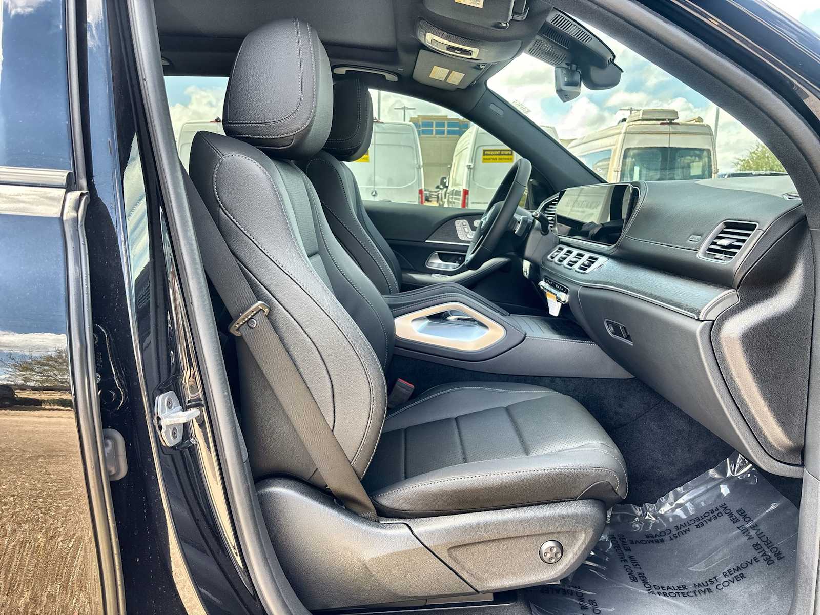 Thumbnail: 2026 Mercedes-Benz GLE - 9