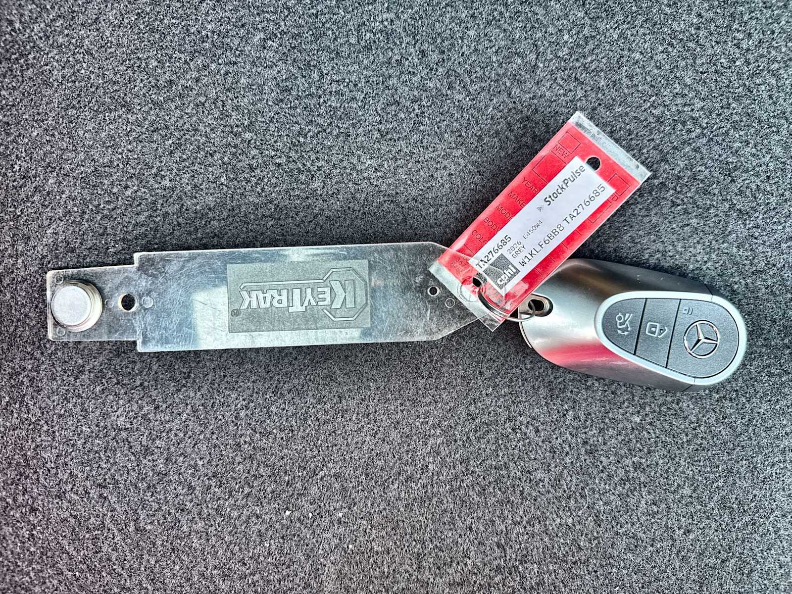 Thumbnail: 2026 Mercedes-Benz E-Class - 26