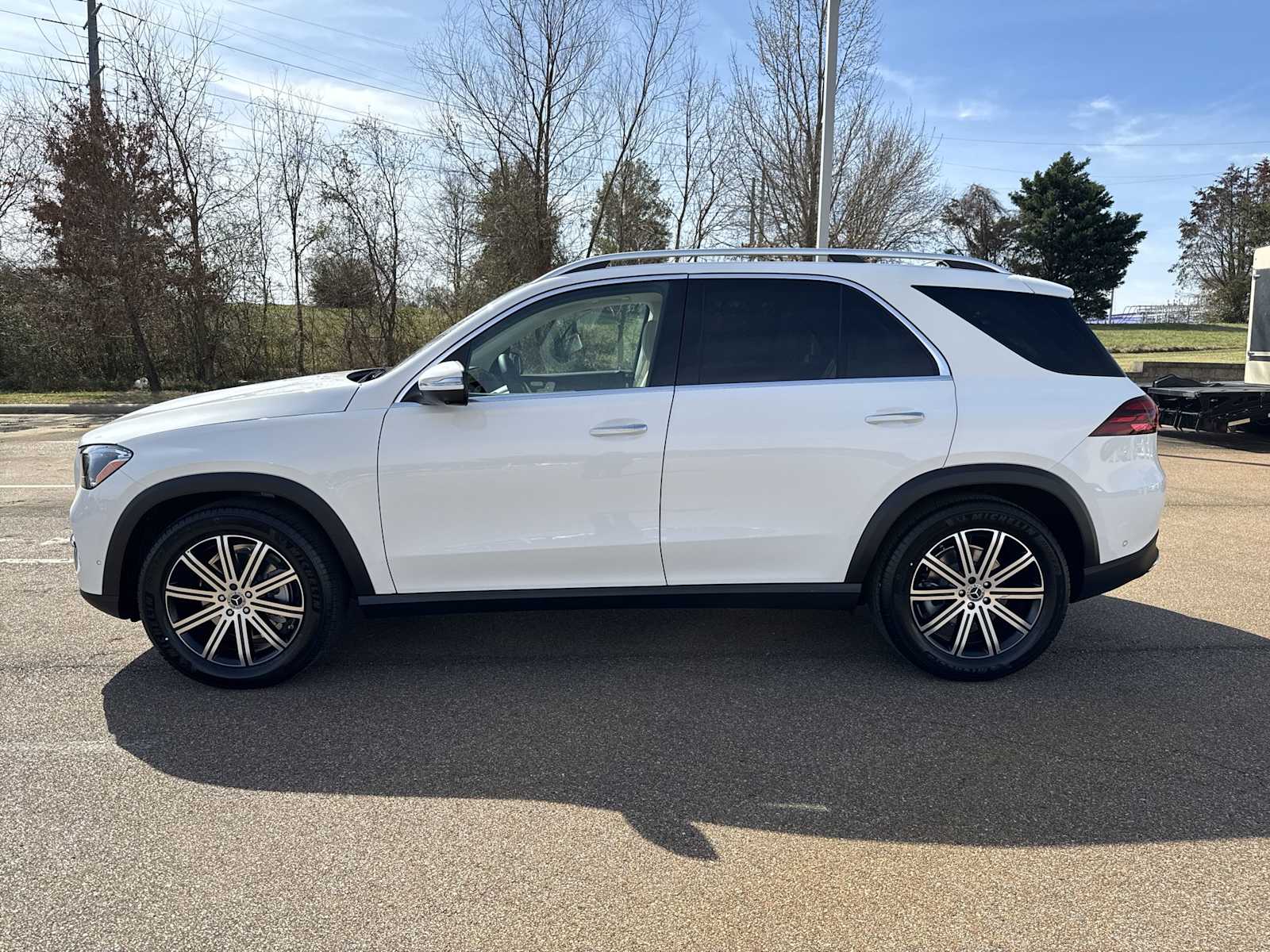 Thumbnail: 2026 Mercedes-Benz GLE - 3