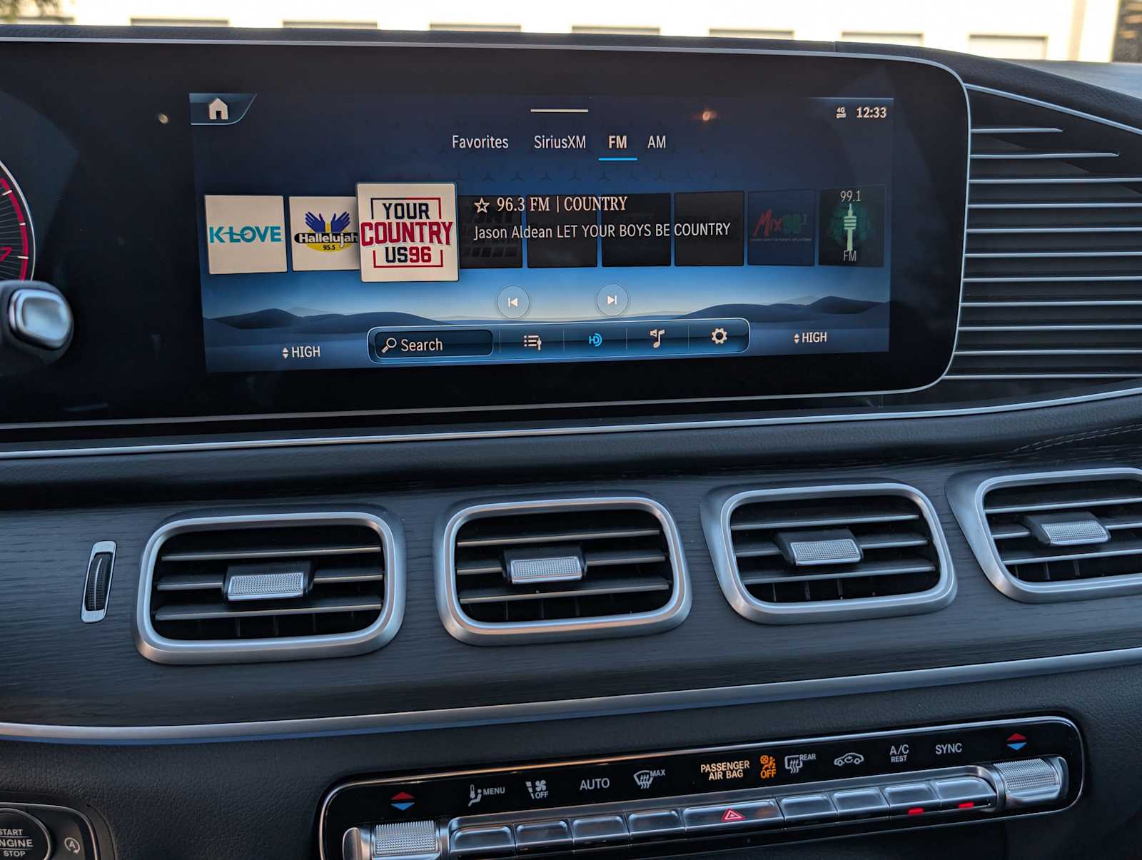 Thumbnail: 2025 Mercedes-Benz GLS - 14