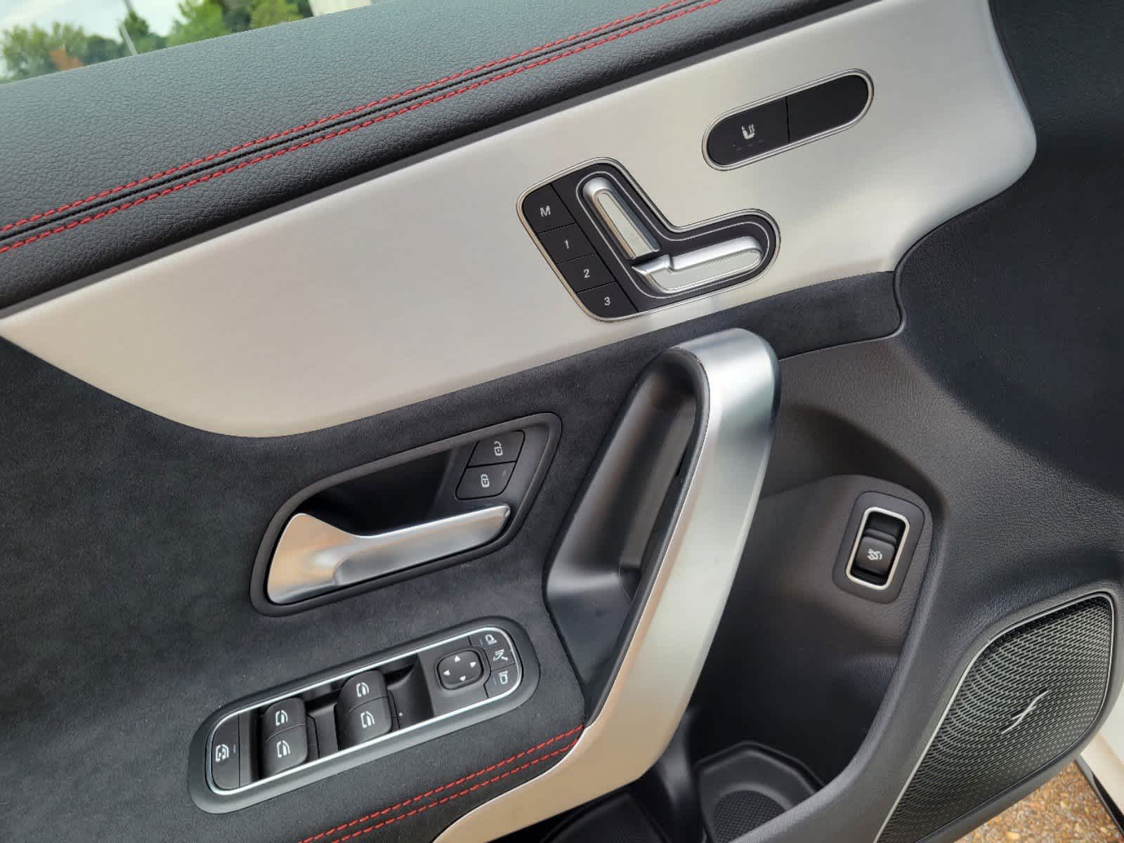 Thumbnail: 2025 Mercedes-Benz CLA - 13