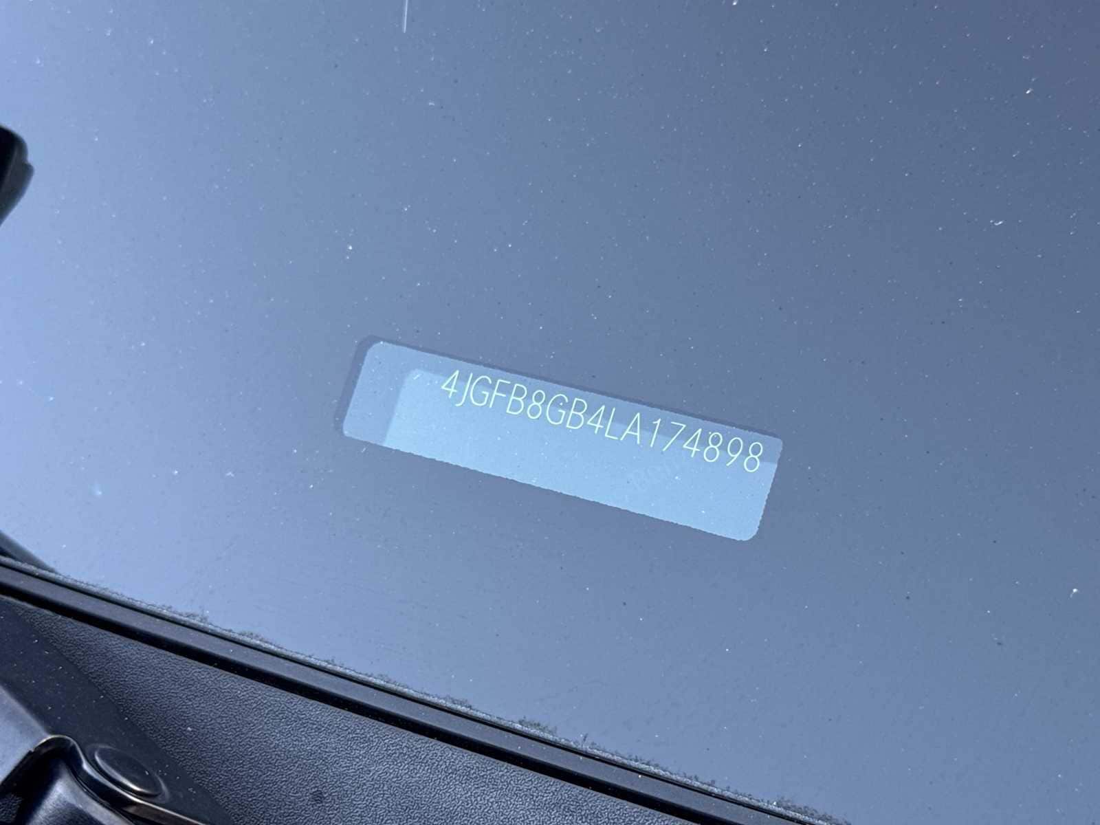 Thumbnail: 2020 Mercedes-Benz GLE - 28