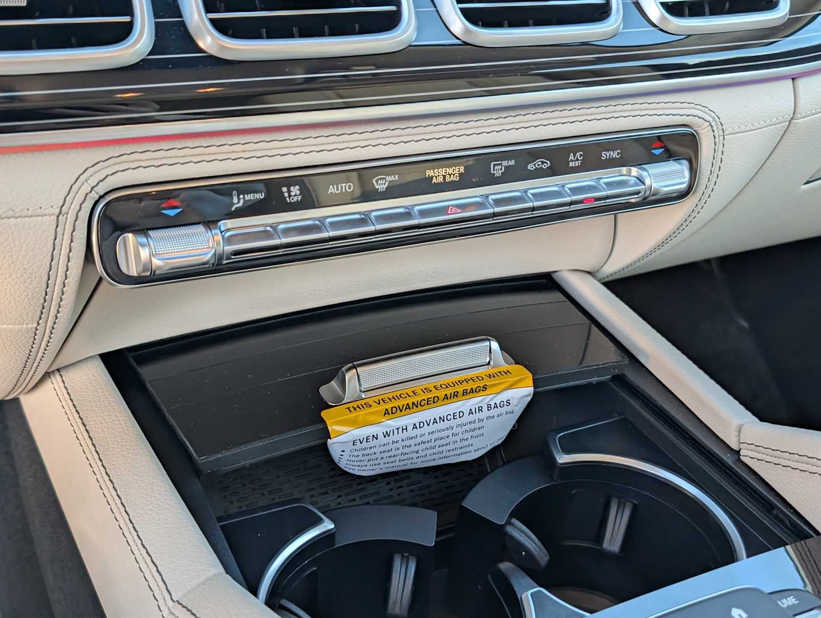 Thumbnail: 2025 Mercedes-Benz GLE - 15