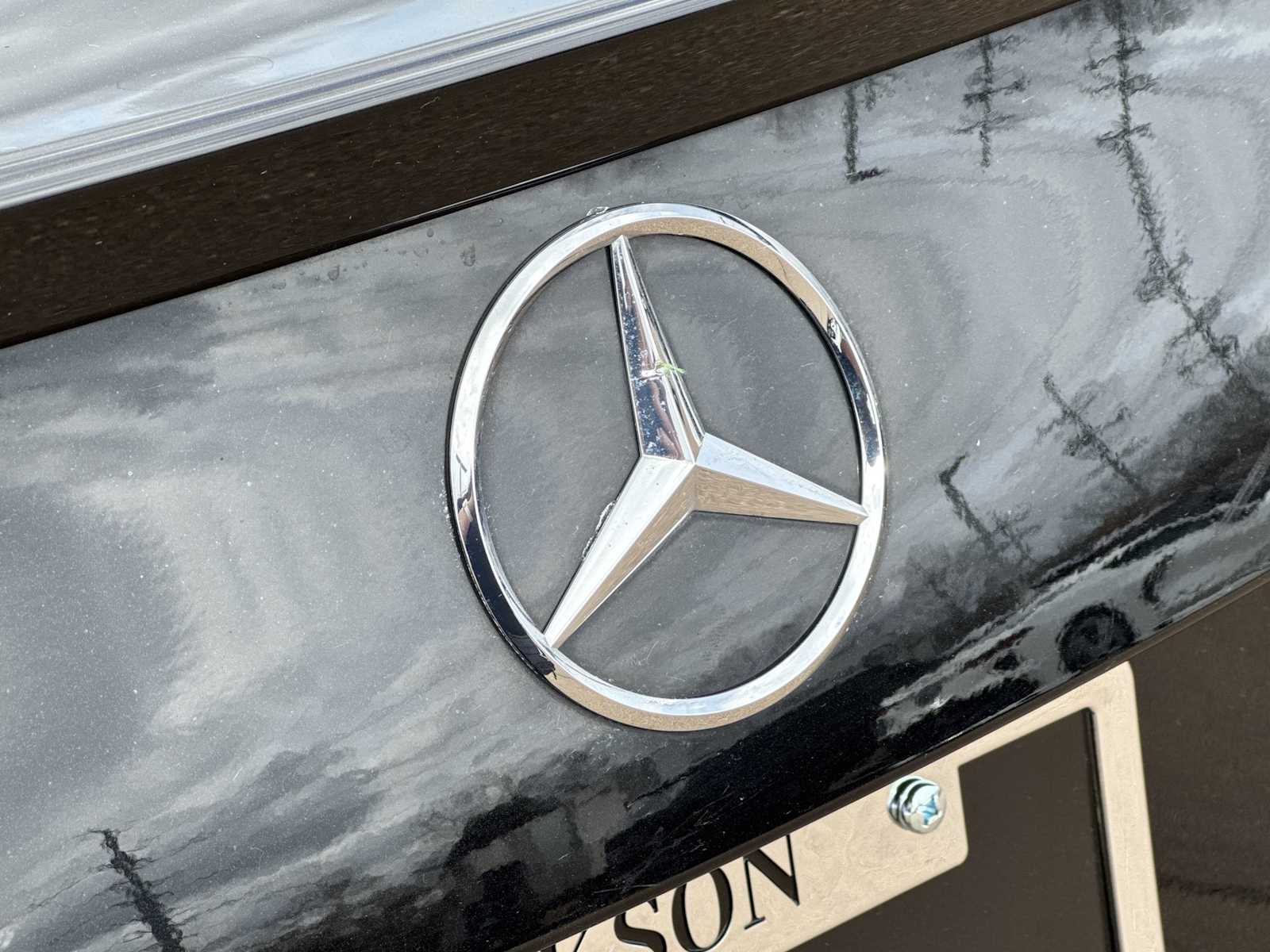 Thumbnail: 2023 Mercedes-Benz C-Class - 10