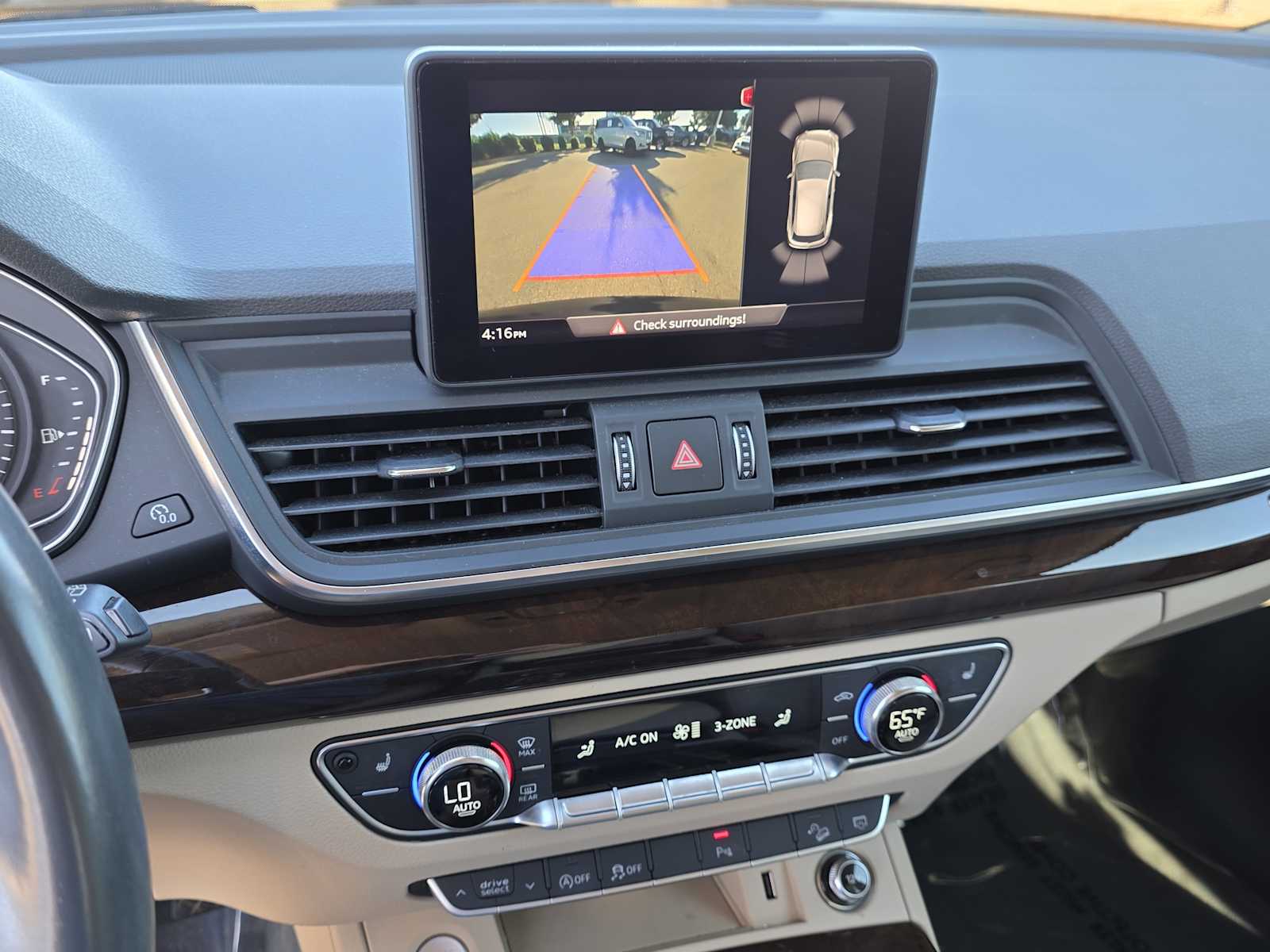 Thumbnail: 2020 Audi Q5 - 9