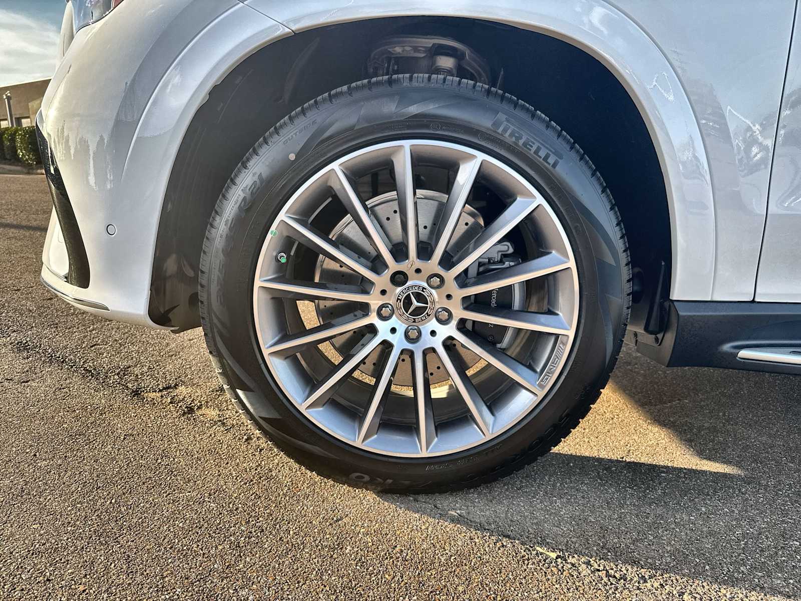 Thumbnail: 2026 Mercedes-Benz GLE - 14