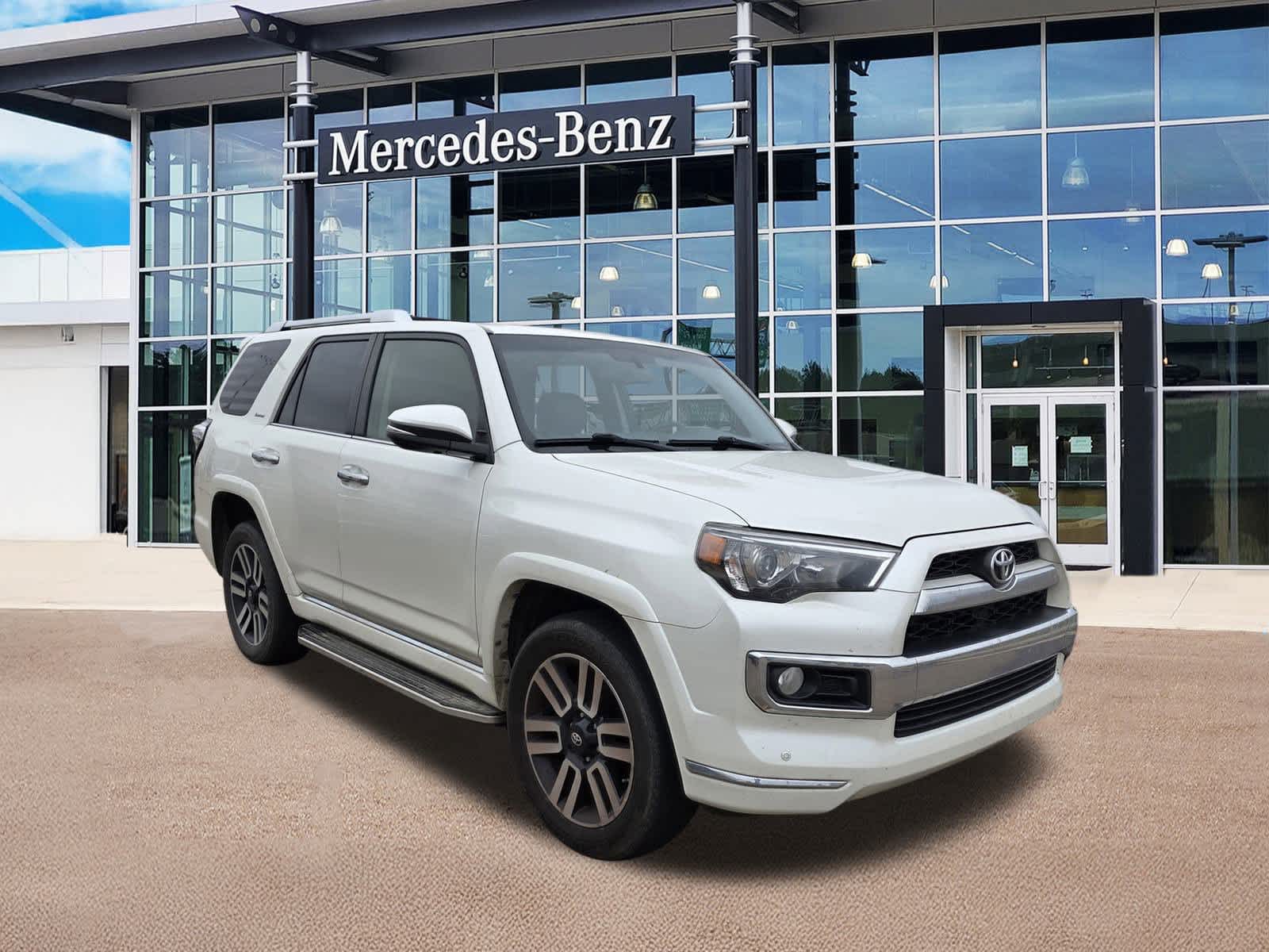 Thumbnail: 2015 Toyota 4Runner - 1