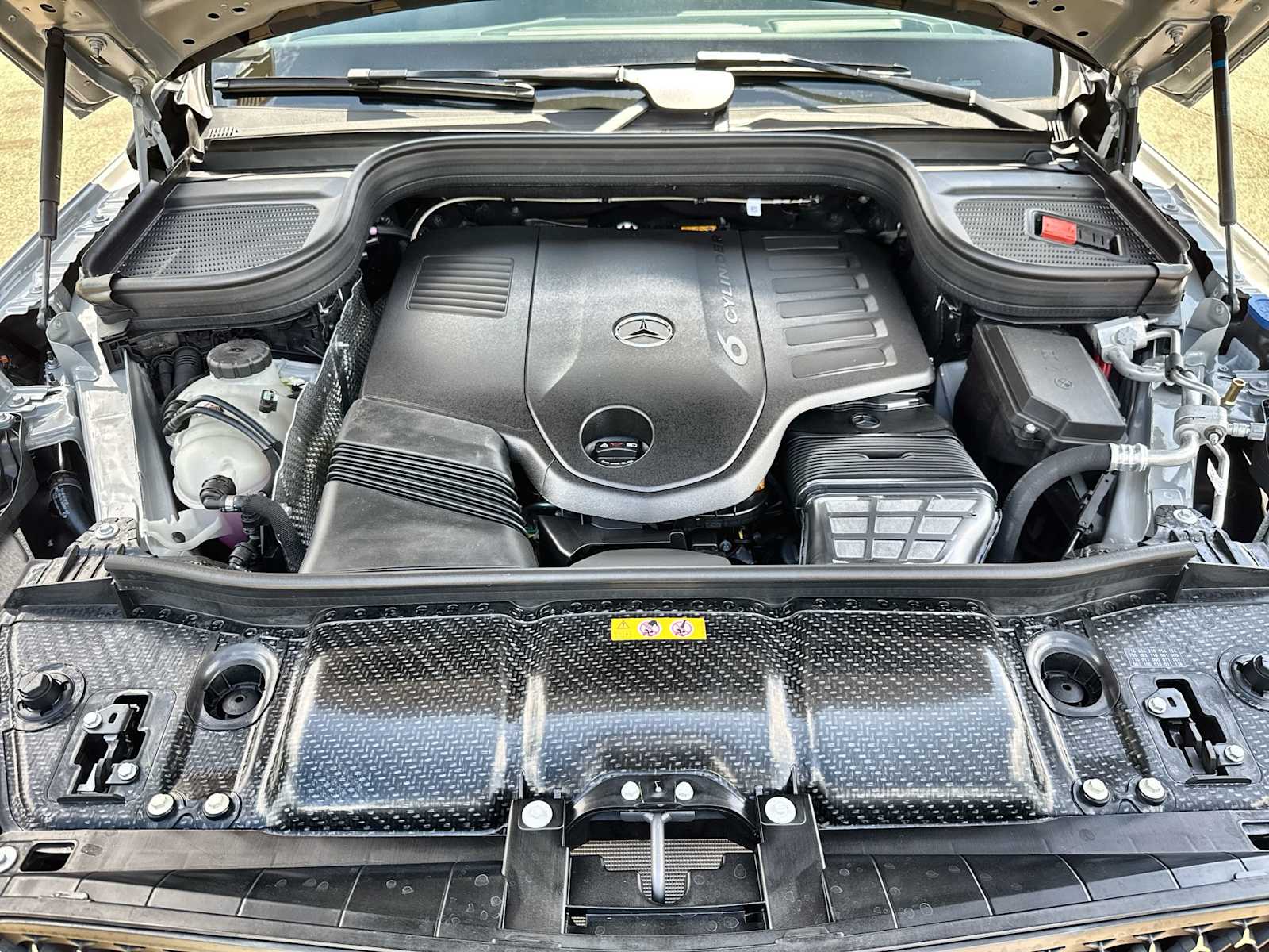 Thumbnail: 2026 Mercedes-Benz GLE - 13