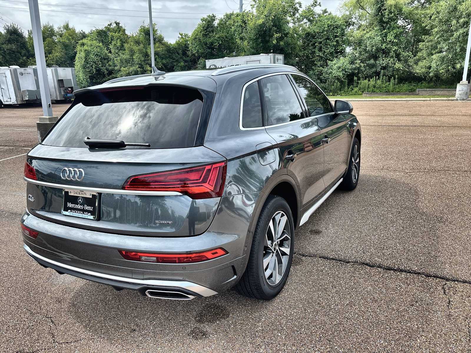 Thumbnail: 2024 Audi Q5 - 7