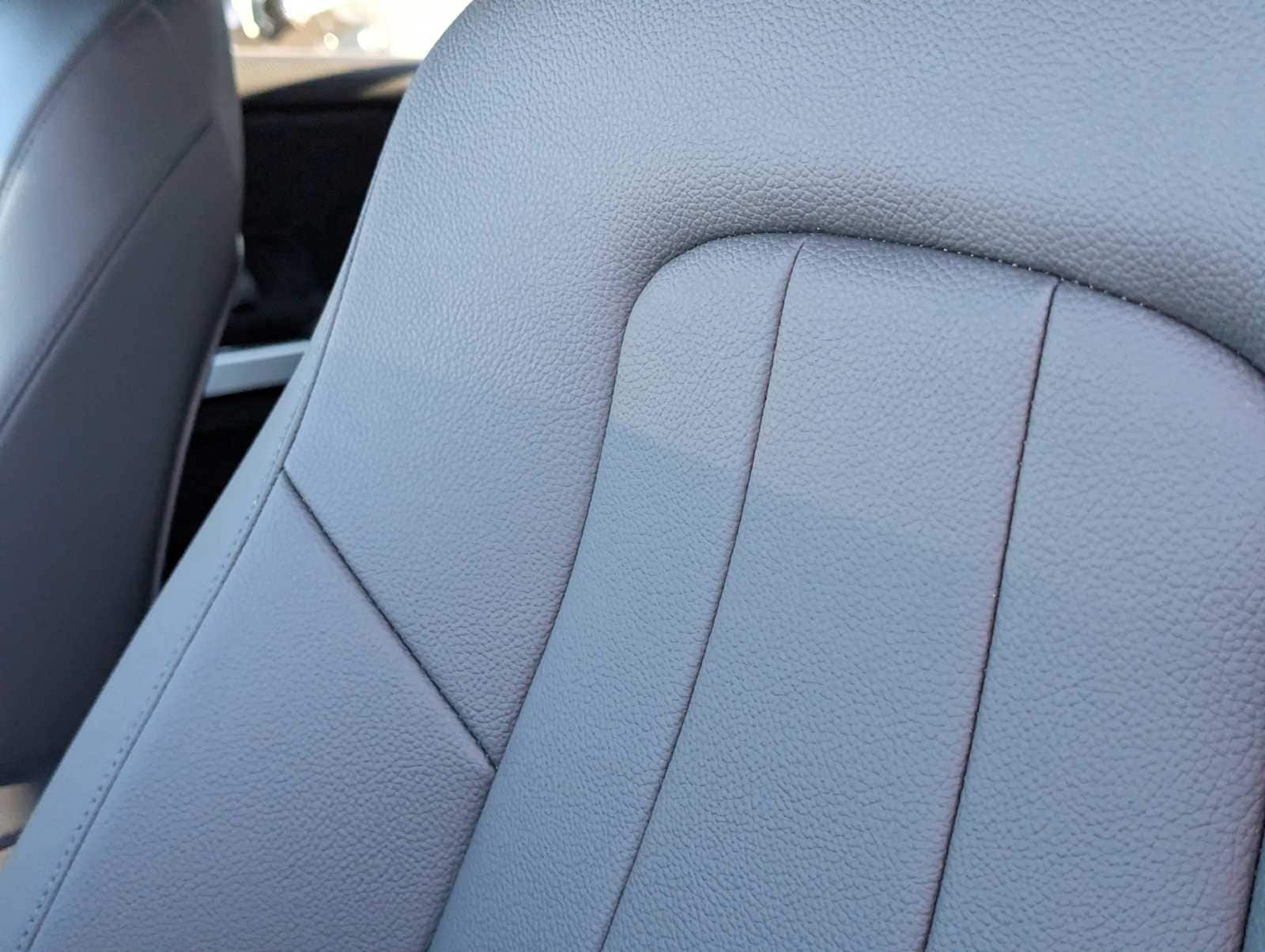 Thumbnail: 2026 Mercedes-Benz GLB - 18