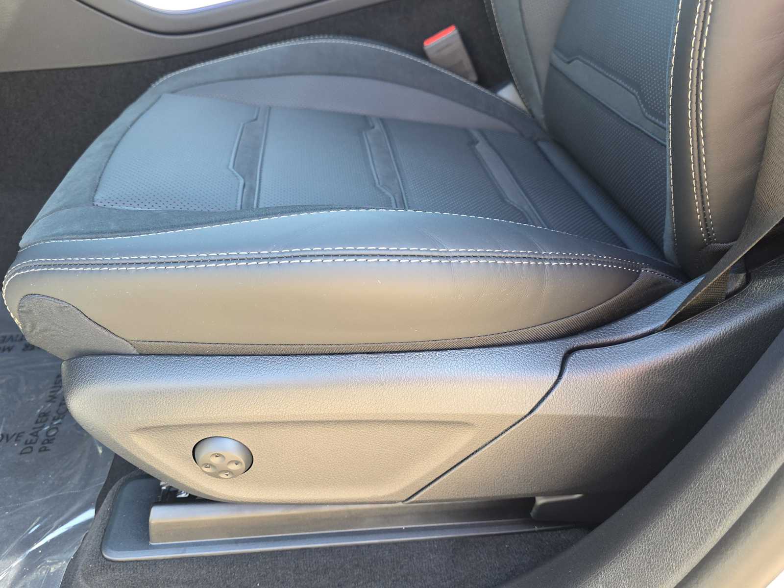 Thumbnail: 2026 Mercedes-Benz GLE - 10