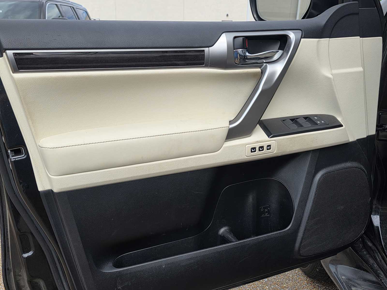 Thumbnail: 2023 Lexus GX - 2