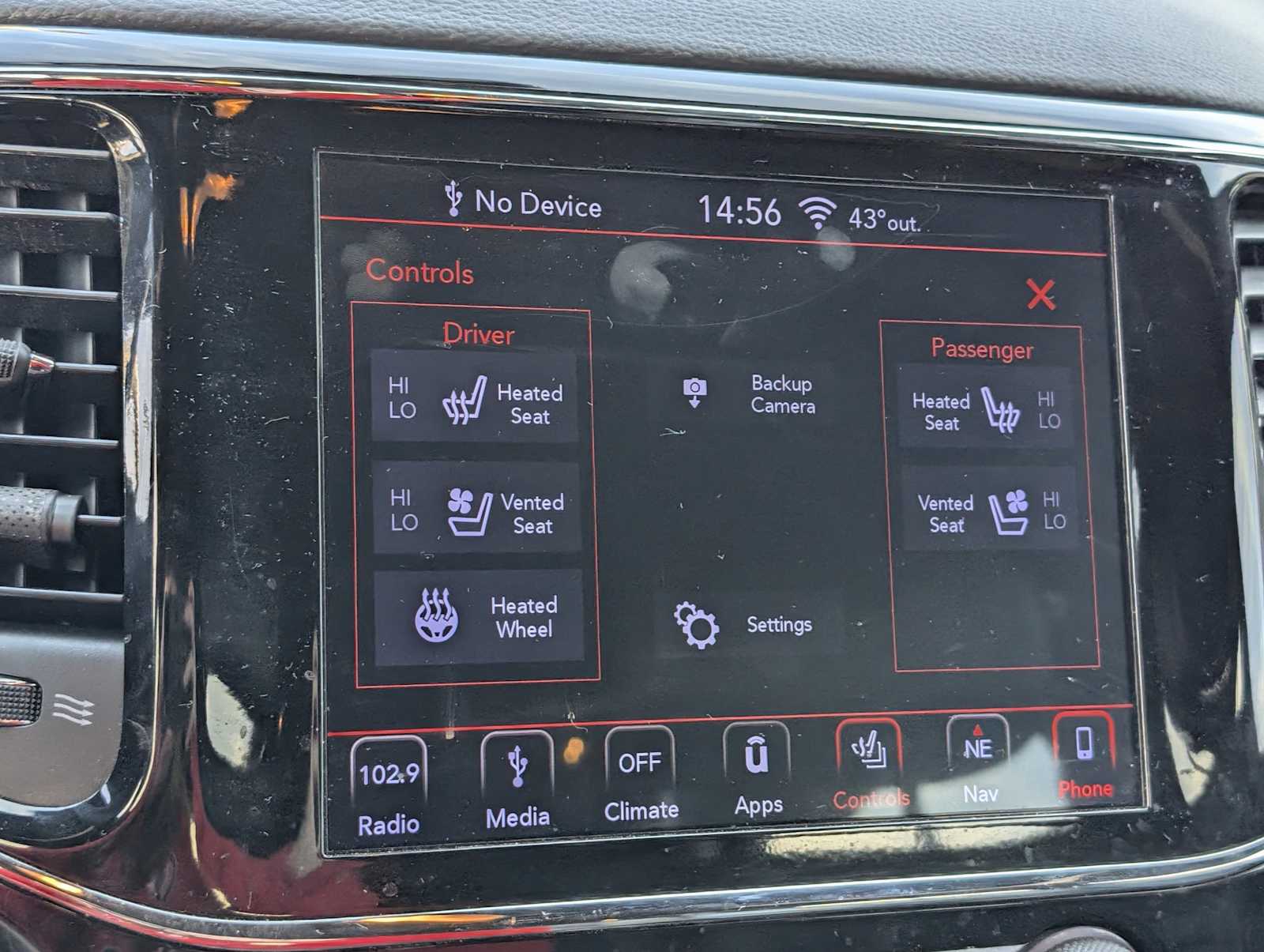 Thumbnail: 2019 Jeep Grand Cherokee - 18