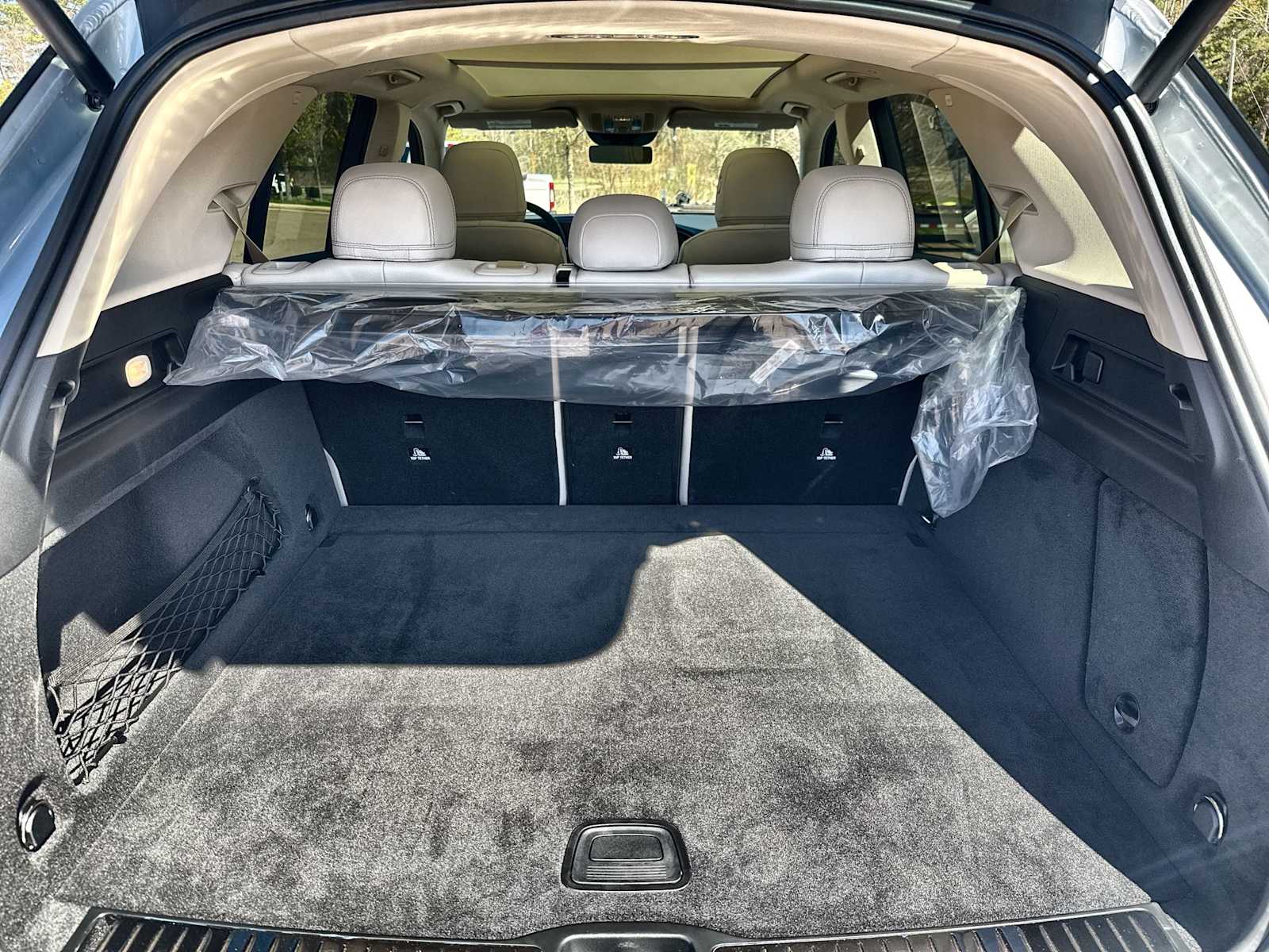 Thumbnail: 2026 Mercedes-Benz GLE - 17