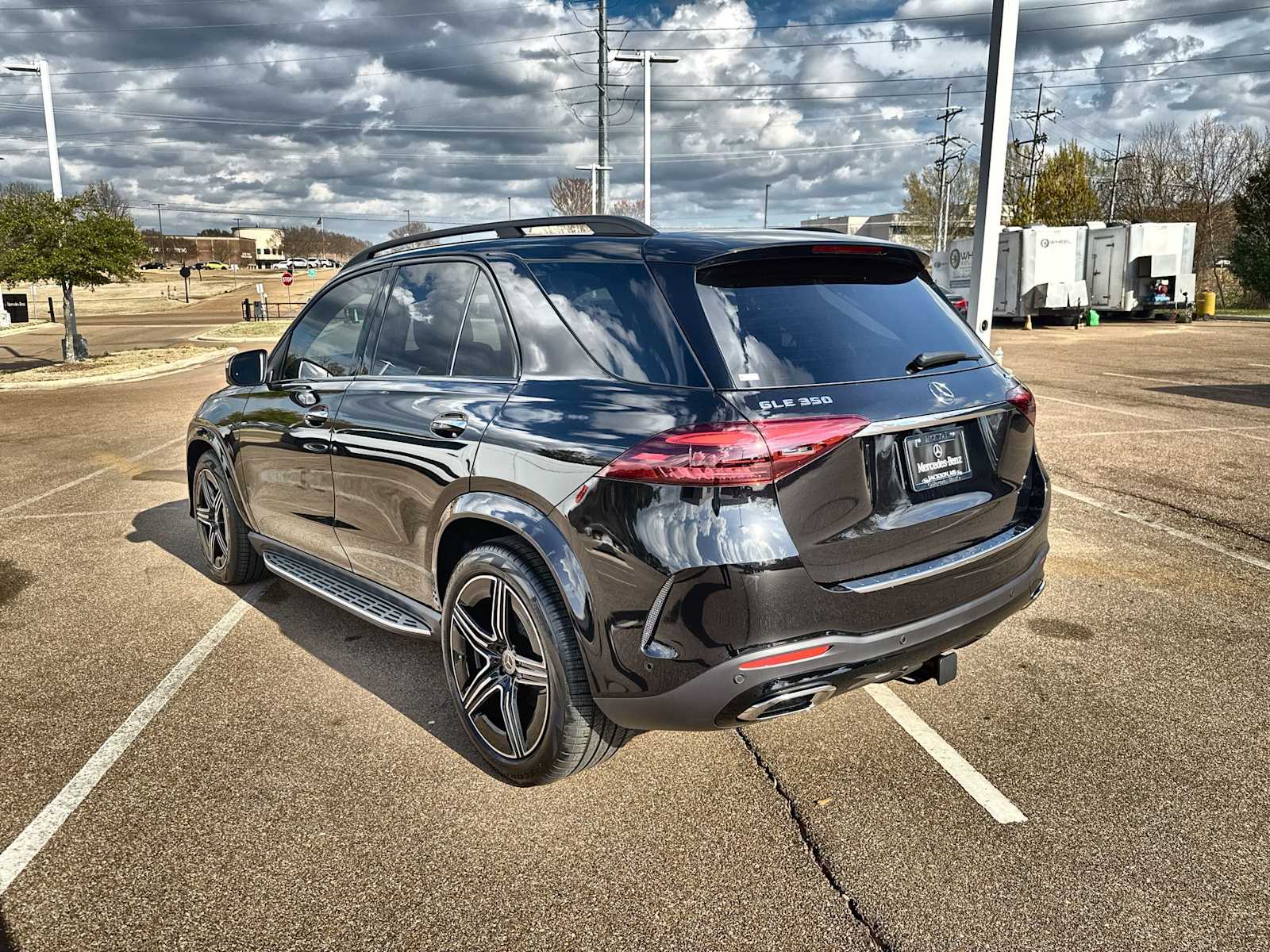 Thumbnail: 2026 Mercedes-Benz GLE - 6