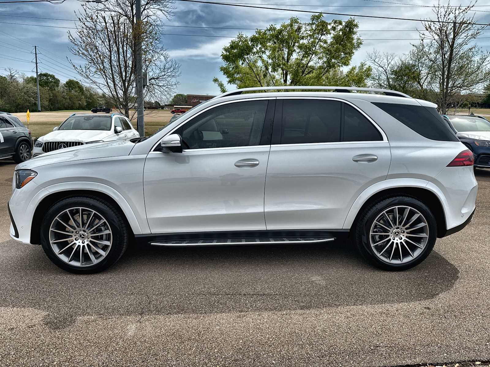 Thumbnail: 2026 Mercedes-Benz GLE - 5