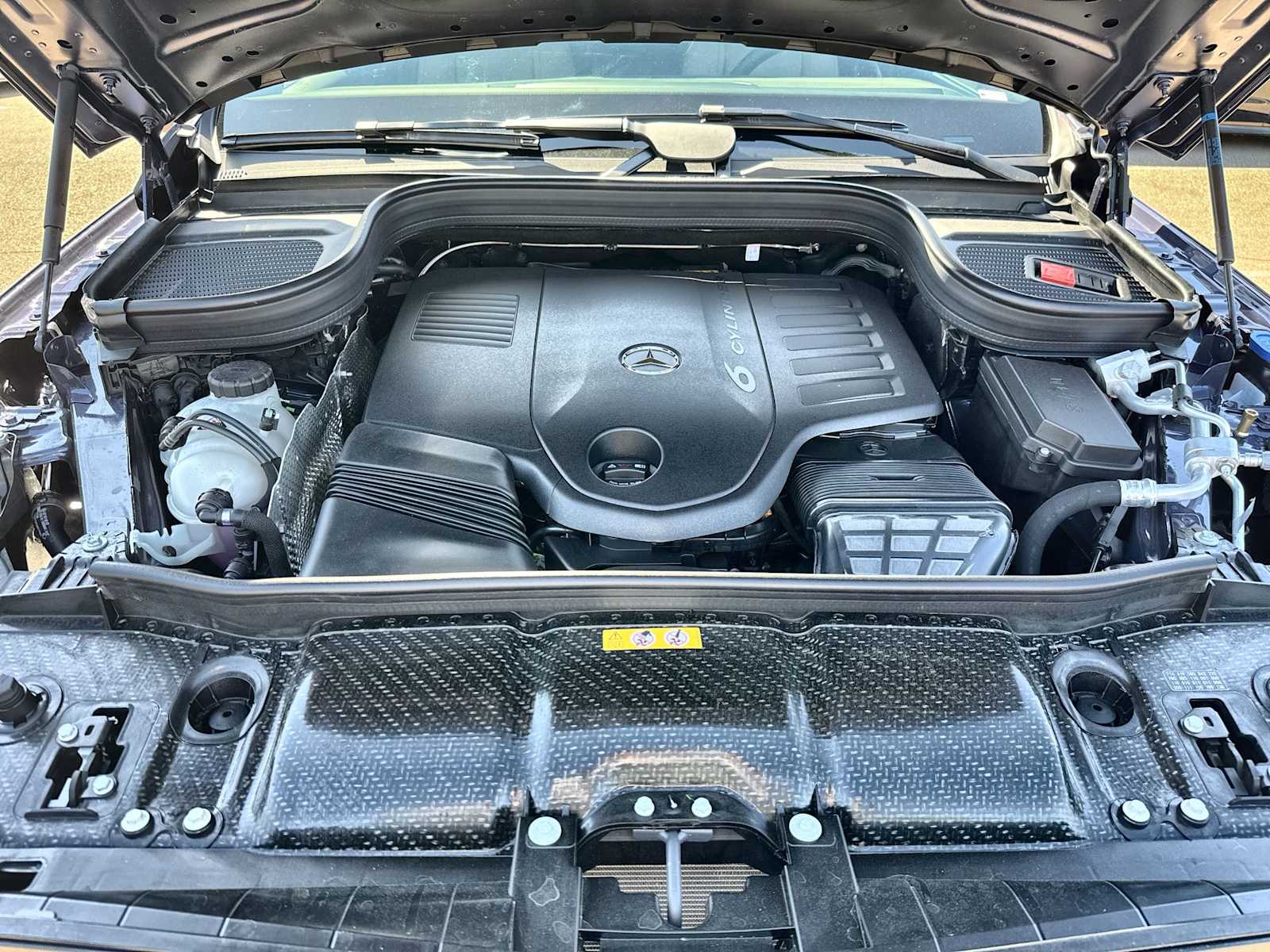 Thumbnail: 2026 Mercedes-Benz GLE - 13