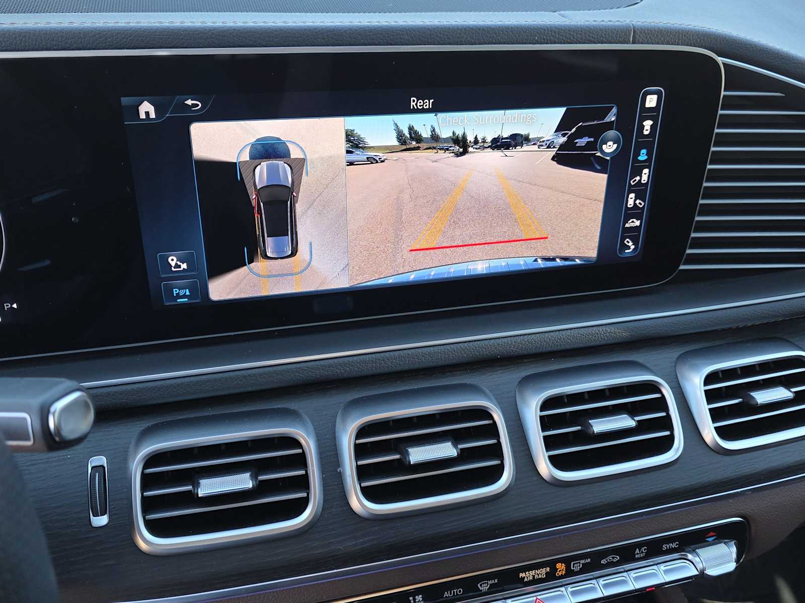 Thumbnail: 2024 Mercedes-Benz GLS - 10