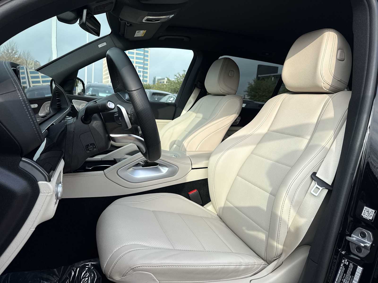 Thumbnail: 2023 Mercedes-Benz GLS - 14