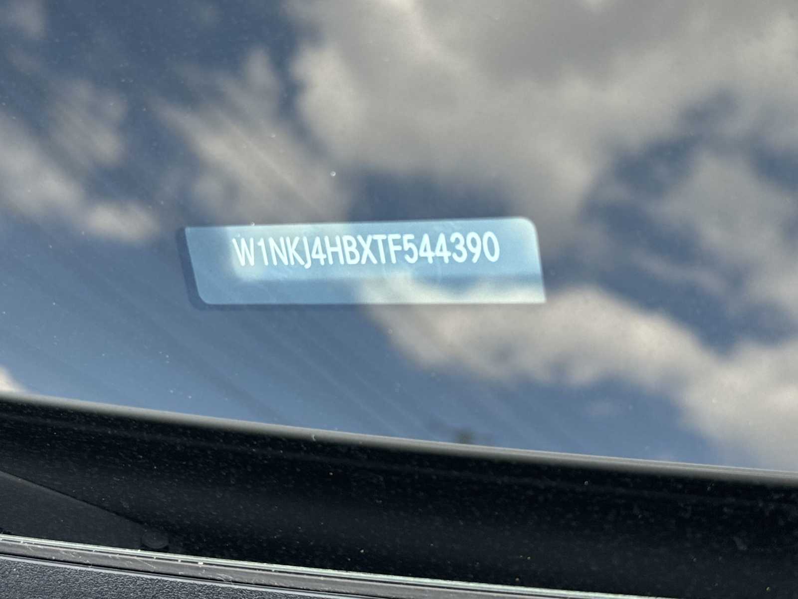 Thumbnail: 2026 Mercedes-Benz GLC - 28