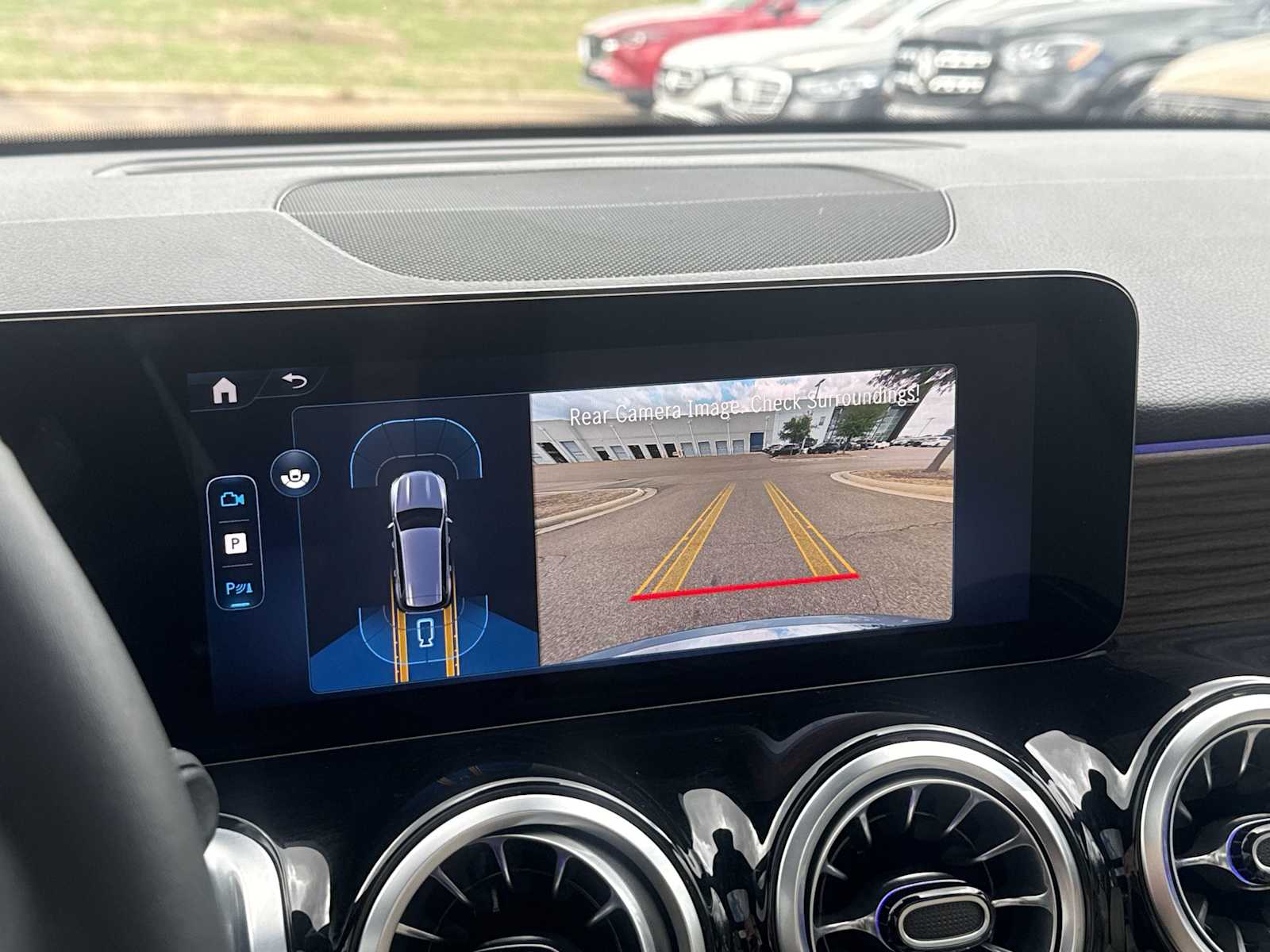 Thumbnail: 2026 Mercedes-Benz GLB - 23