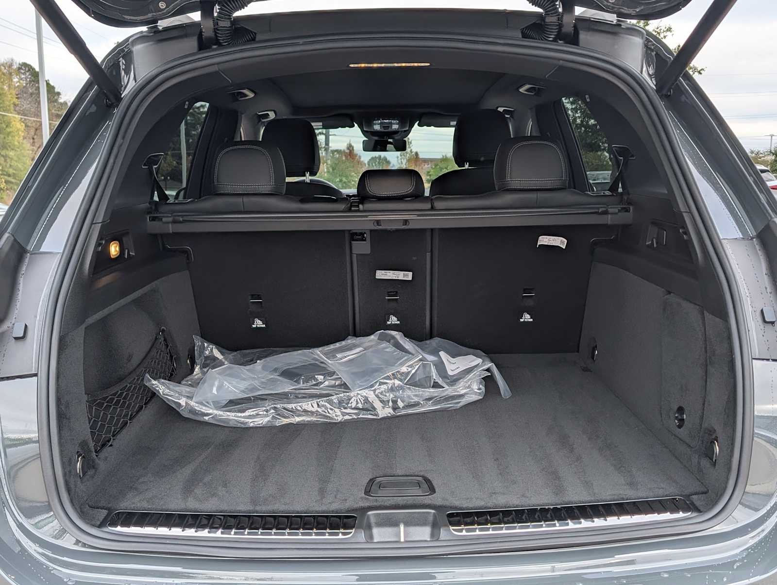 Thumbnail: 2026 Mercedes-Benz GLE - 23