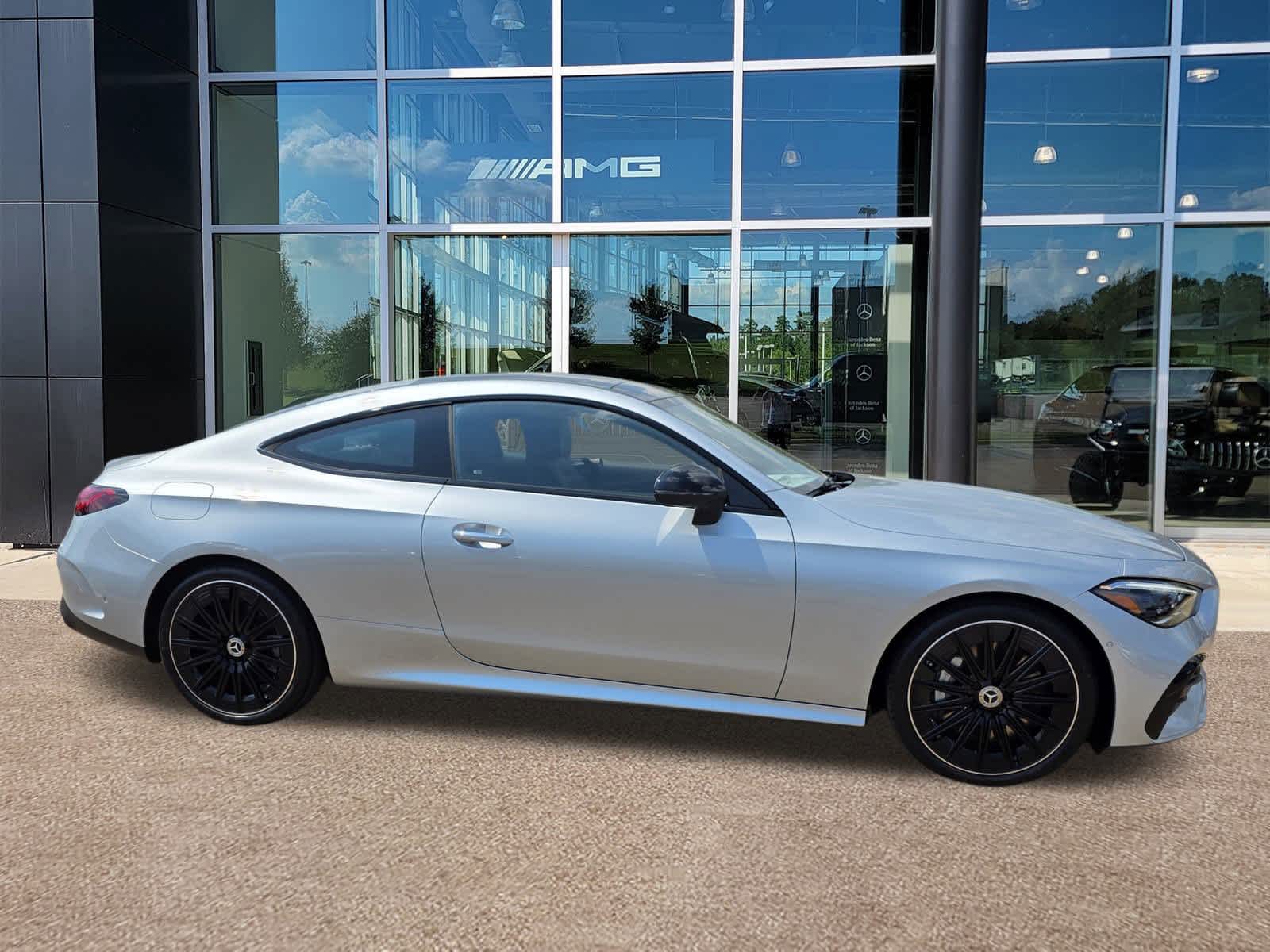 2026 Mercedes Benz CLE 450 4MATIC photo 2