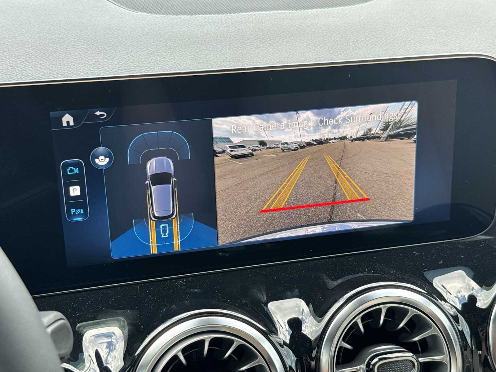 Thumbnail: 2026 Mercedes-Benz GLA - 23