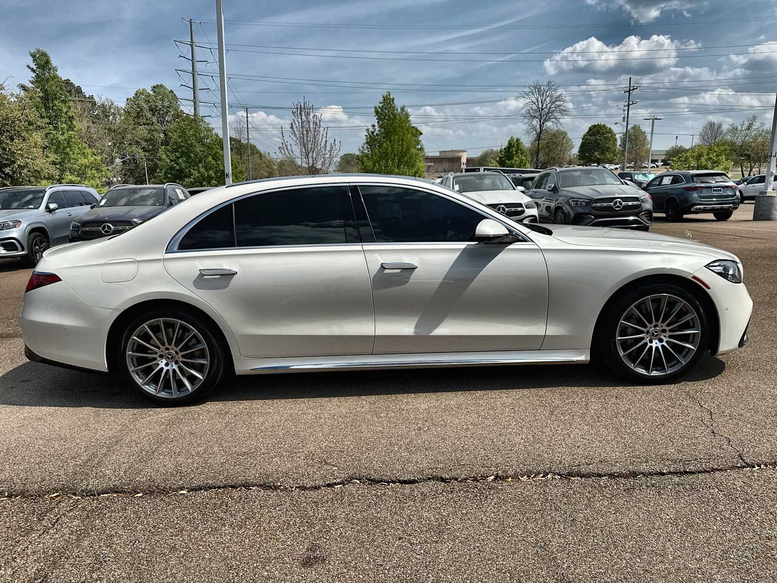 Thumbnail: 2022 Mercedes-Benz S-Class - 10