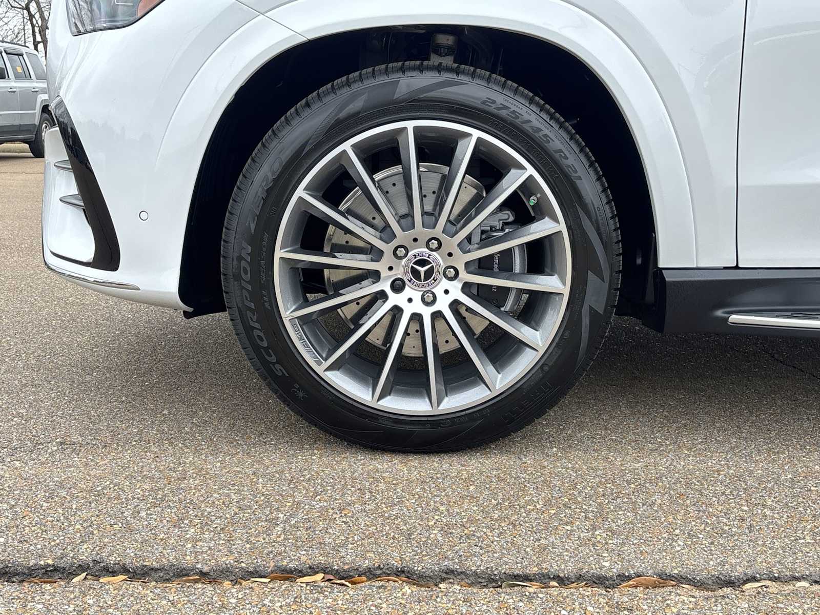 Thumbnail: 2026 Mercedes-Benz GLE - 14