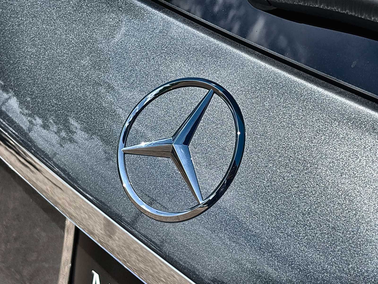Thumbnail: 2026 Mercedes-Benz GLE - 16