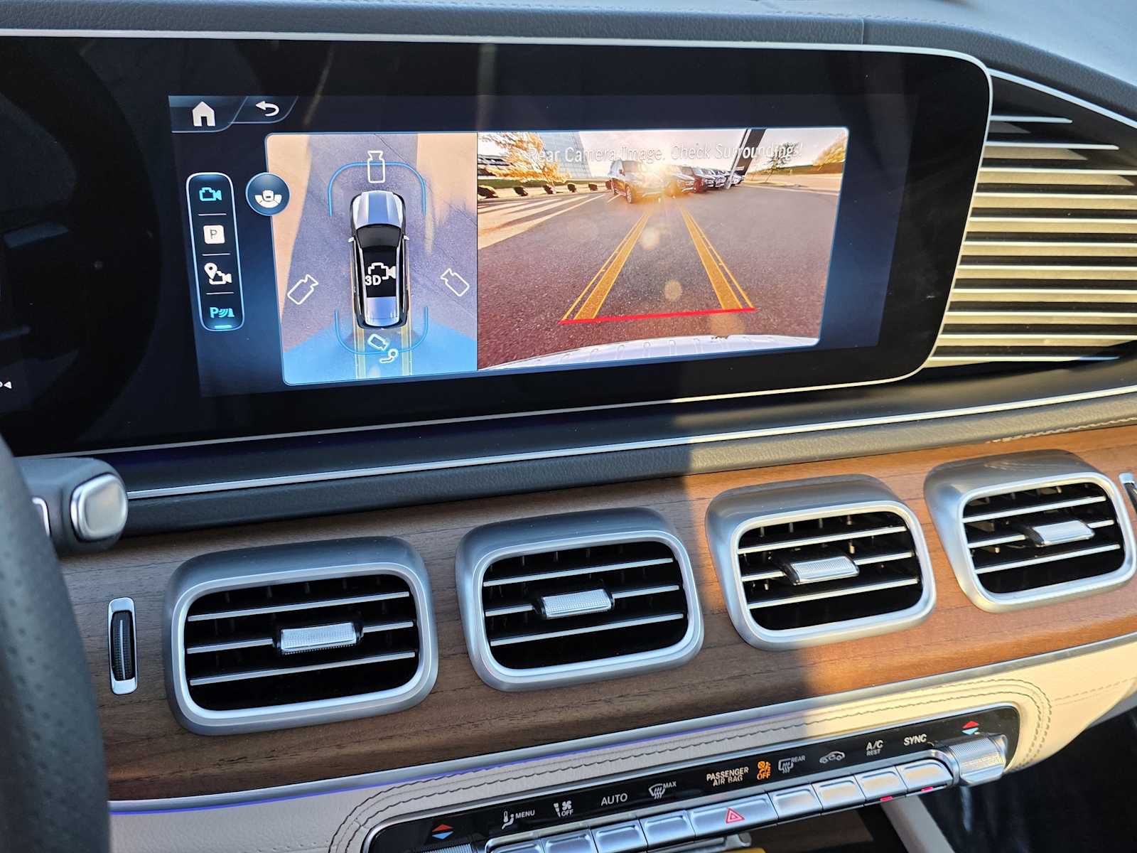 Thumbnail: 2025 Mercedes-Benz GLS - 26